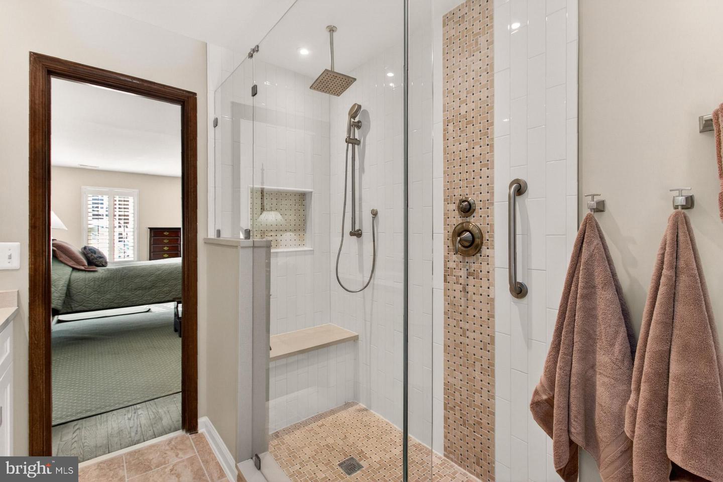 11604 HAVENNER RD, FAIRFAX STATION, Virginia 22039, 4 Bedrooms Bedrooms, ,3 BathroomsBathrooms,Residential,For sale,11604 HAVENNER RD,VAFX2289100 MLS # VAFX2289100 11604 HAVENNER RD, FAIRFAX STATION, Virginia 22039, 4 Bedrooms Bedrooms, ,3 BathroomsBathrooms,Residential,For sale,11604 HAVENNER RD,VAFX2289100 MLS # VAFX2289100