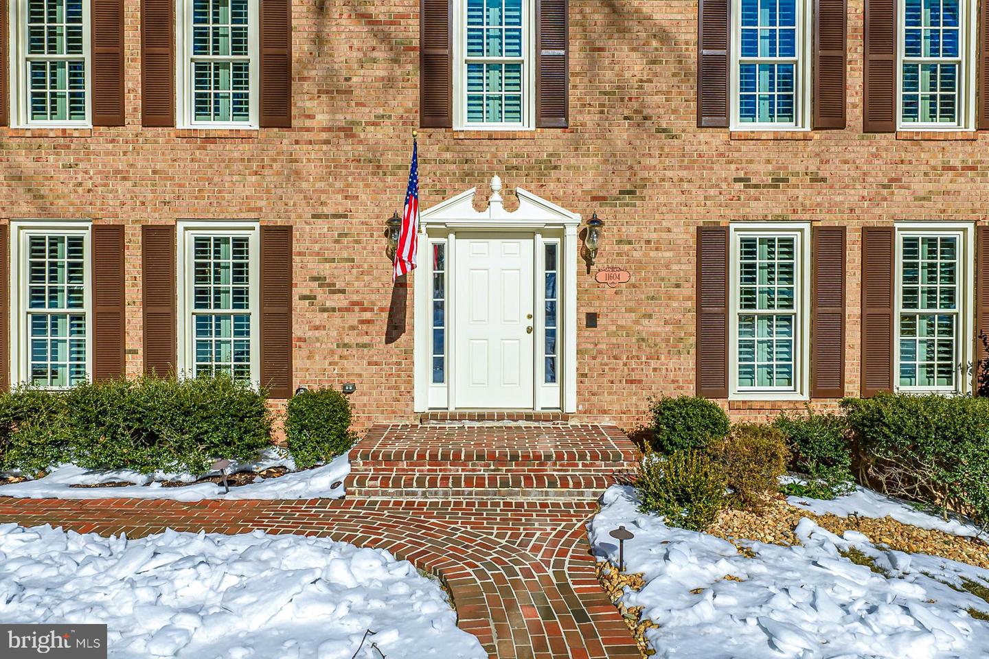 11604 HAVENNER RD, FAIRFAX STATION, Virginia 22039, 4 Bedrooms Bedrooms, ,3 BathroomsBathrooms,Residential,For sale,11604 HAVENNER RD,VAFX2289100 MLS # VAFX2289100 11604 HAVENNER RD, FAIRFAX STATION, Virginia 22039, 4 Bedrooms Bedrooms, ,3 BathroomsBathrooms,Residential,For sale,11604 HAVENNER RD,VAFX2289100 MLS # VAFX2289100