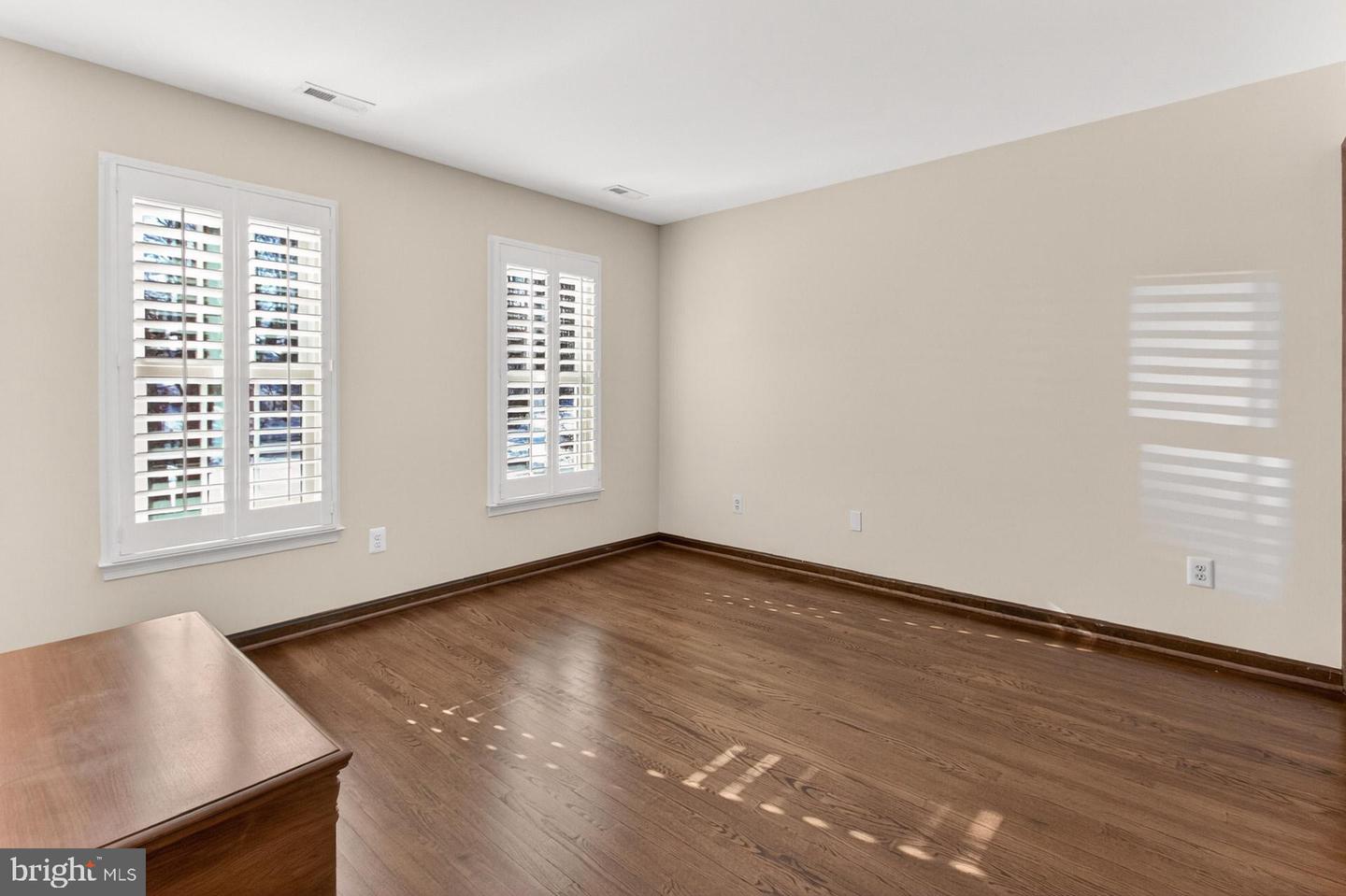 11604 HAVENNER RD, FAIRFAX STATION, Virginia 22039, 4 Bedrooms Bedrooms, ,3 BathroomsBathrooms,Residential,For sale,11604 HAVENNER RD,VAFX2289100 MLS # VAFX2289100 11604 HAVENNER RD, FAIRFAX STATION, Virginia 22039, 4 Bedrooms Bedrooms, ,3 BathroomsBathrooms,Residential,For sale,11604 HAVENNER RD,VAFX2289100 MLS # VAFX2289100