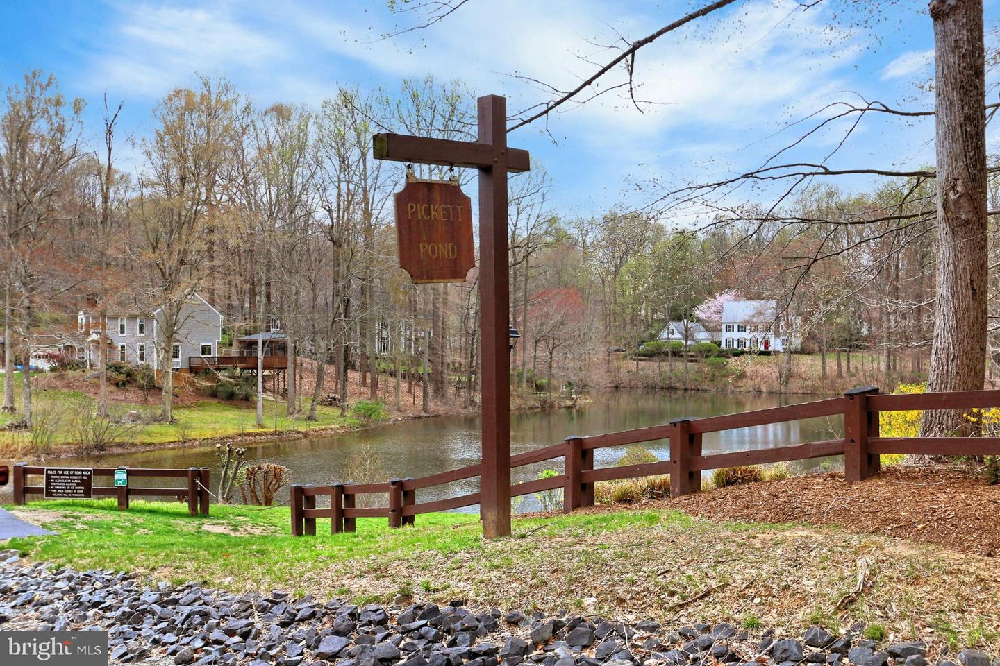 11604 HAVENNER RD, FAIRFAX STATION, Virginia 22039, 4 Bedrooms Bedrooms, ,3 BathroomsBathrooms,Residential,For sale,11604 HAVENNER RD,VAFX2289100 MLS # VAFX2289100 11604 HAVENNER RD, FAIRFAX STATION, Virginia 22039, 4 Bedrooms Bedrooms, ,3 BathroomsBathrooms,Residential,For sale,11604 HAVENNER RD,VAFX2289100 MLS # VAFX2289100