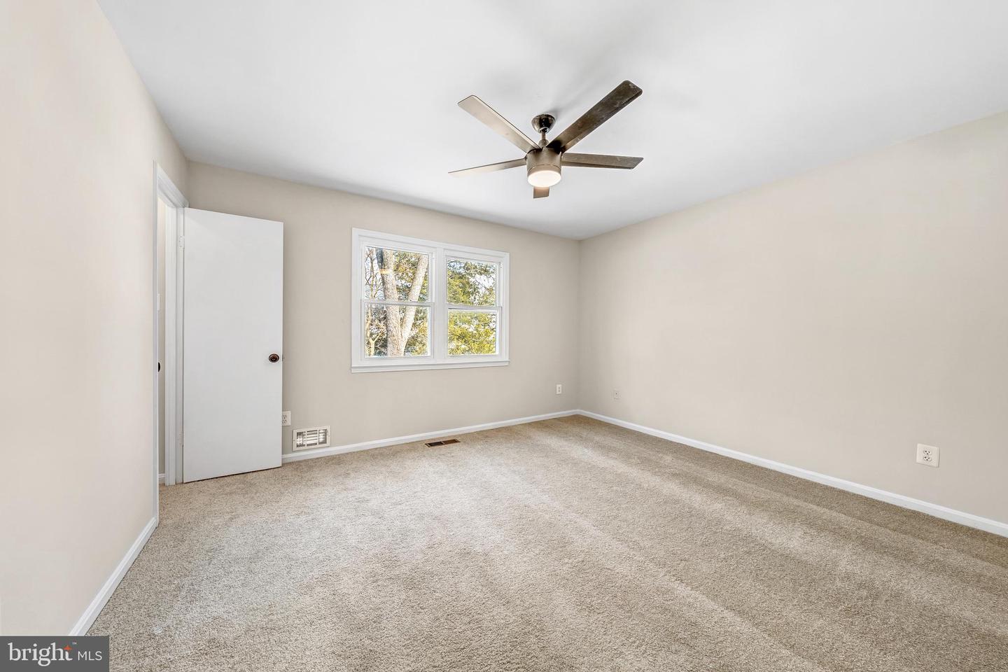 610 WORCHESTER ST, HERNDON, Virginia 20170, 3 Bedrooms Bedrooms, ,2 BathroomsBathrooms,Residential,For sale,610 WORCHESTER ST,VAFX2289128 MLS # VAFX2289128