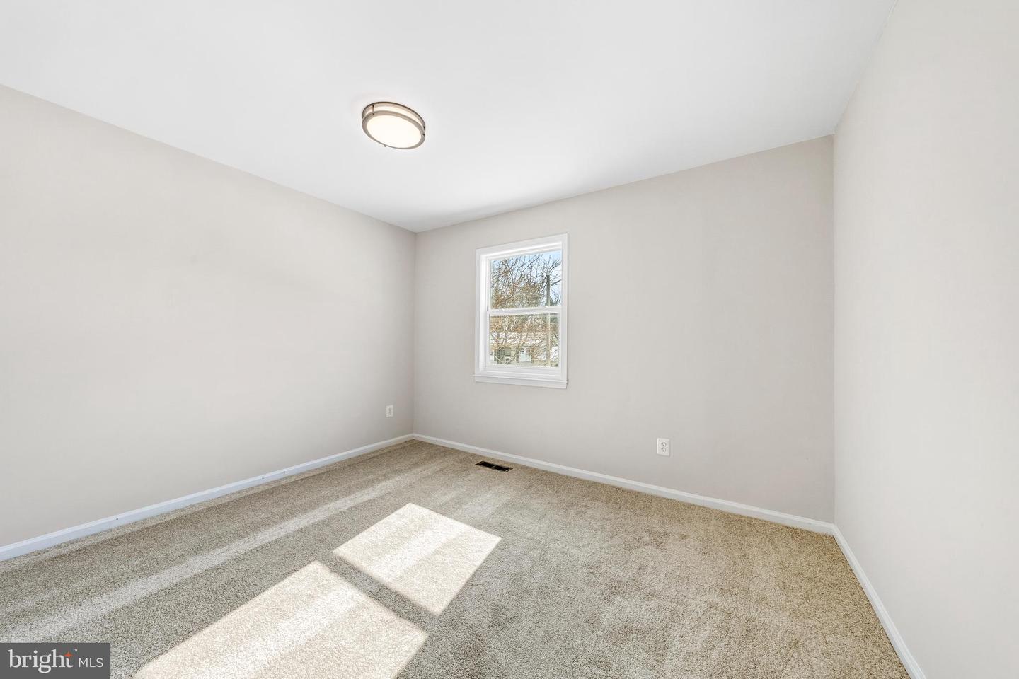 610 WORCHESTER ST, HERNDON, Virginia 20170, 3 Bedrooms Bedrooms, ,2 BathroomsBathrooms,Residential,For sale,610 WORCHESTER ST,VAFX2289128 MLS # VAFX2289128