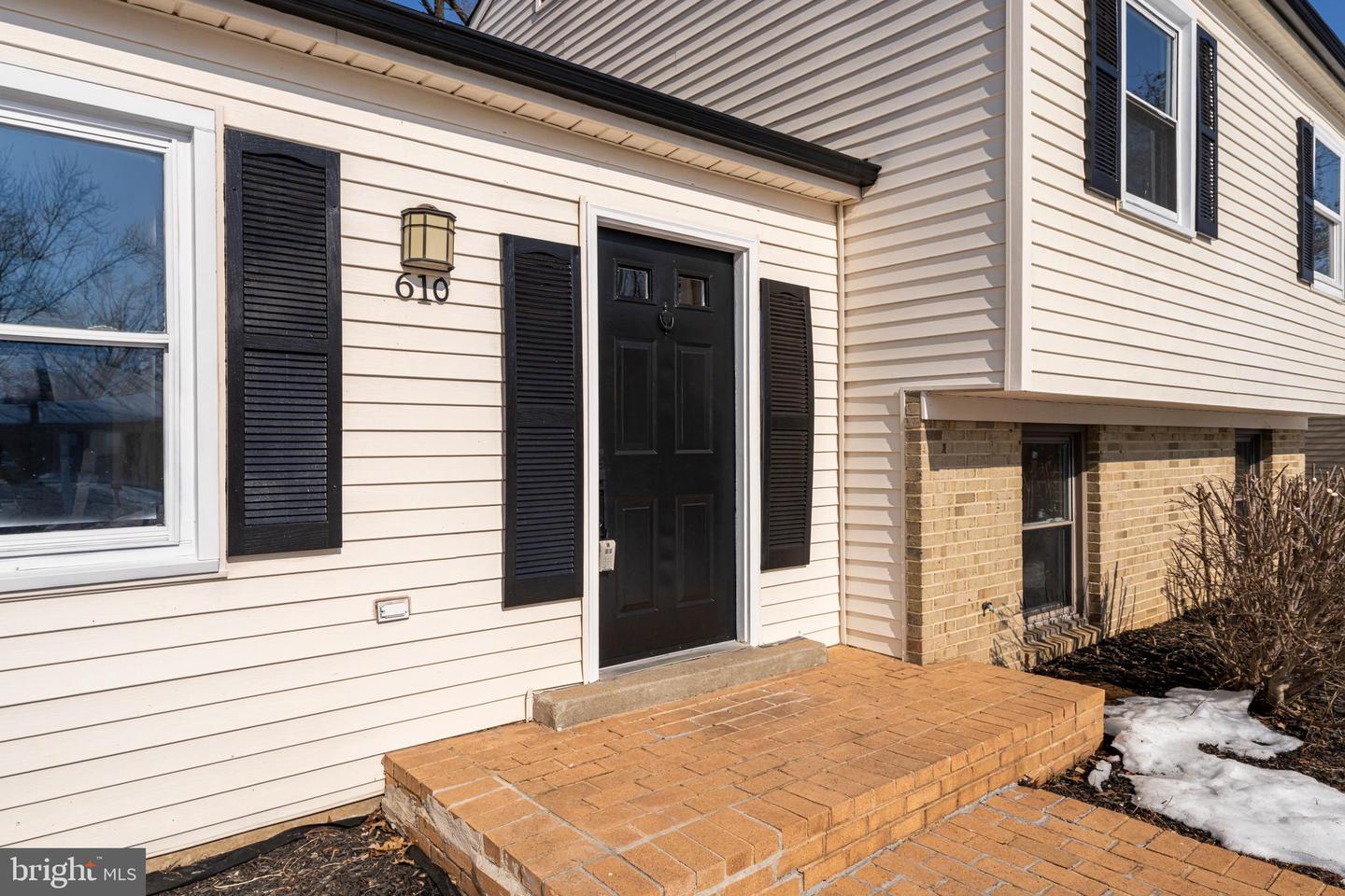 610 WORCHESTER ST, HERNDON, Virginia 20170, 3 Bedrooms Bedrooms, ,2 BathroomsBathrooms,Residential,For sale,610 WORCHESTER ST,VAFX2289128 MLS # VAFX2289128