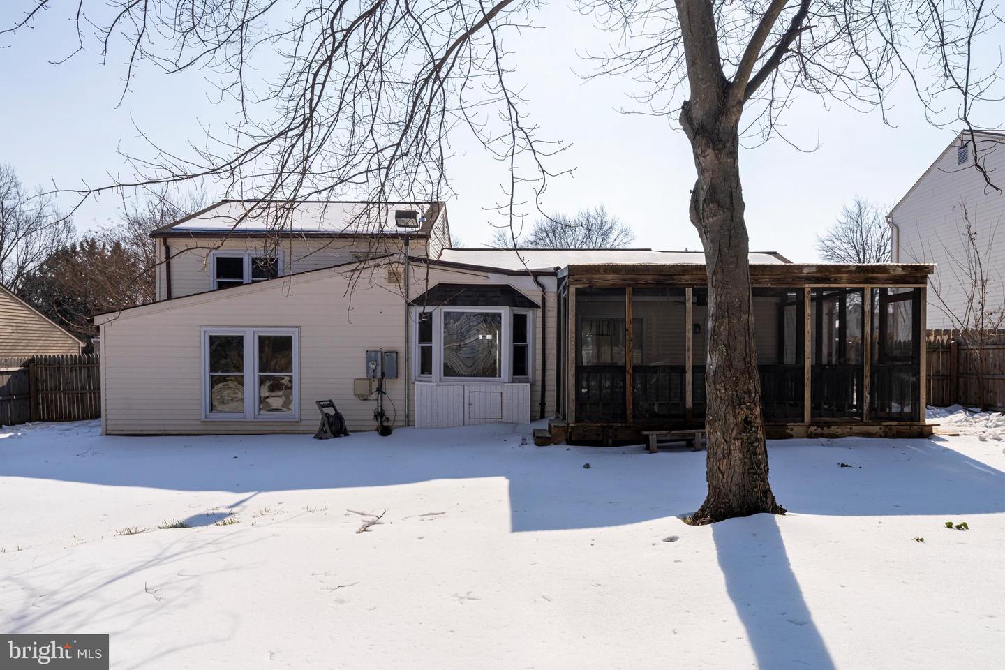 610 WORCHESTER ST, HERNDON, Virginia 20170, 3 Bedrooms Bedrooms, ,2 BathroomsBathrooms,Residential,For sale,610 WORCHESTER ST,VAFX2289128 MLS # VAFX2289128