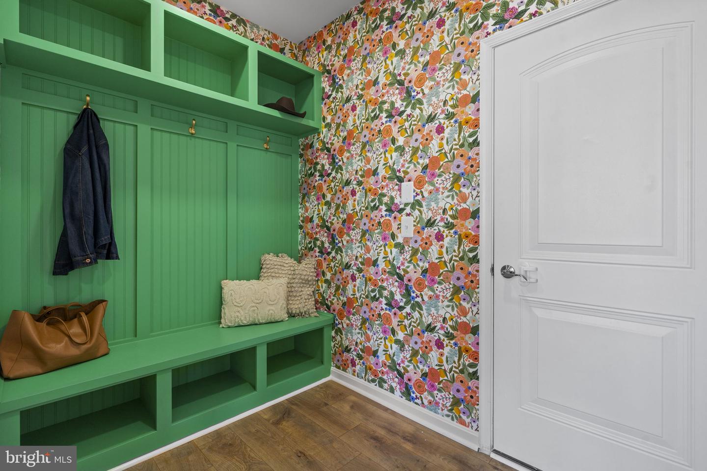 43132 BUTTERFLY WAY, LEESBURG, Virginia 20176, 5 Bedrooms Bedrooms, ,3 BathroomsBathrooms,Residential,For sale,43132 BUTTERFLY WAY,VALO2115292 MLS # VALO2115292