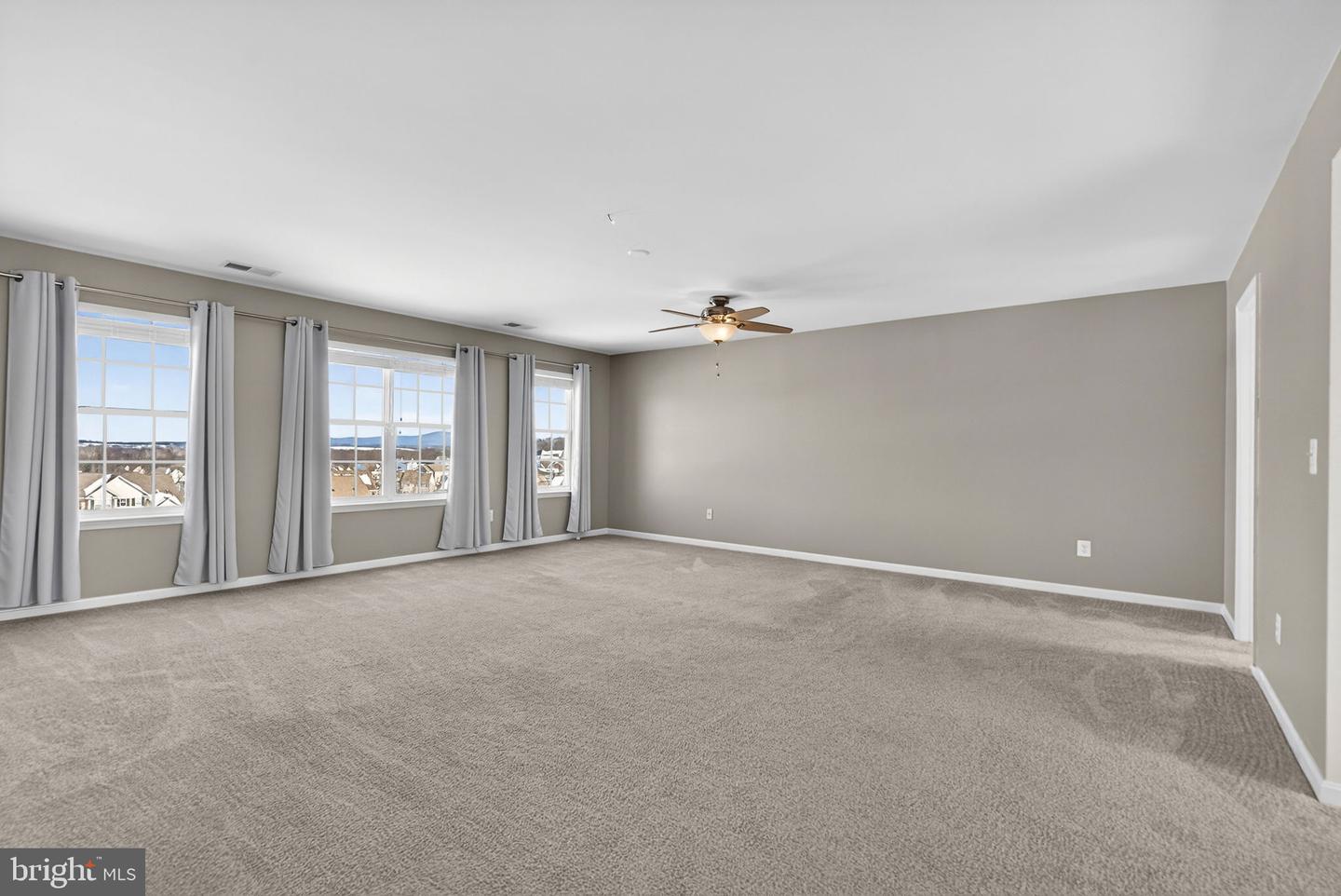 43132 BUTTERFLY WAY, LEESBURG, Virginia 20176, 5 Bedrooms Bedrooms, ,3 BathroomsBathrooms,Residential,For sale,43132 BUTTERFLY WAY,VALO2115292 MLS # VALO2115292