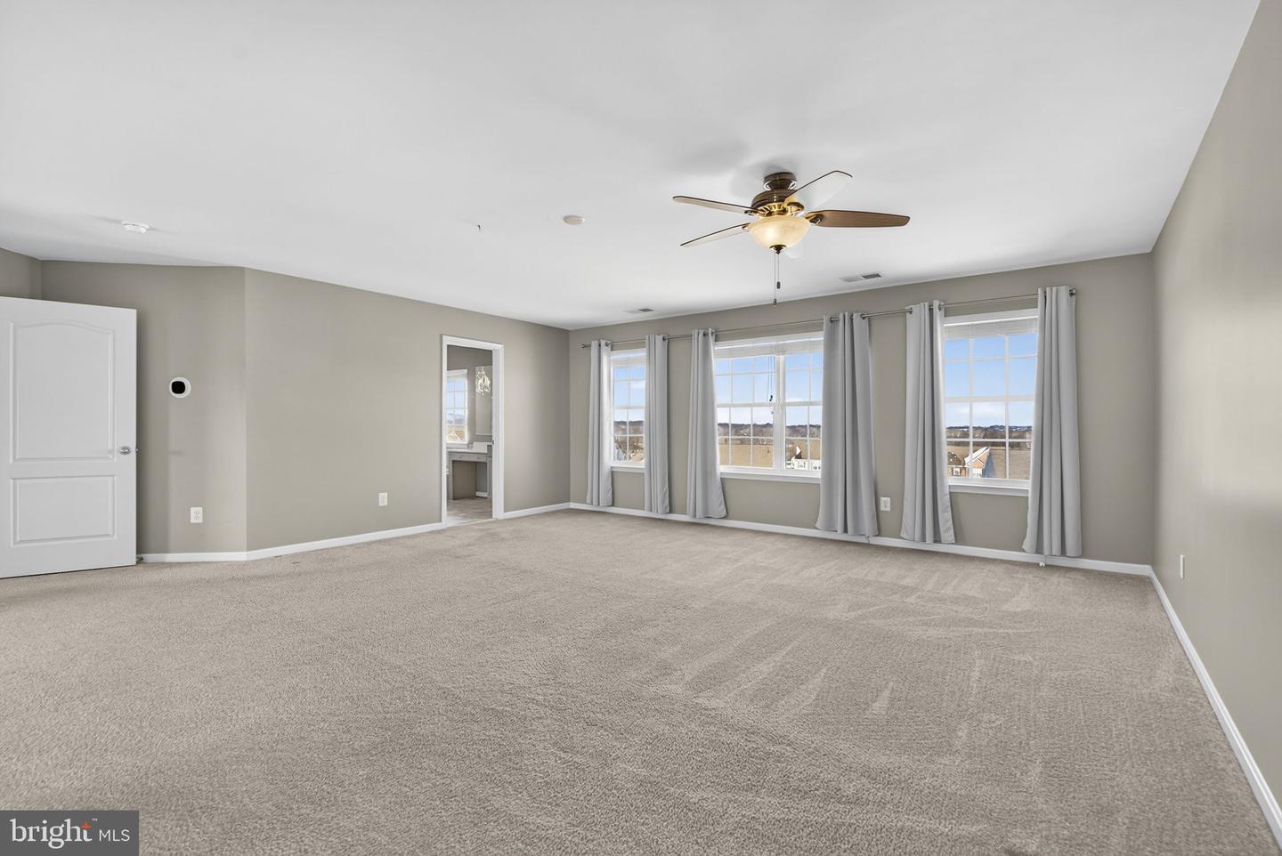 43132 BUTTERFLY WAY, LEESBURG, Virginia 20176, 5 Bedrooms Bedrooms, ,3 BathroomsBathrooms,Residential,For sale,43132 BUTTERFLY WAY,VALO2115292 MLS # VALO2115292