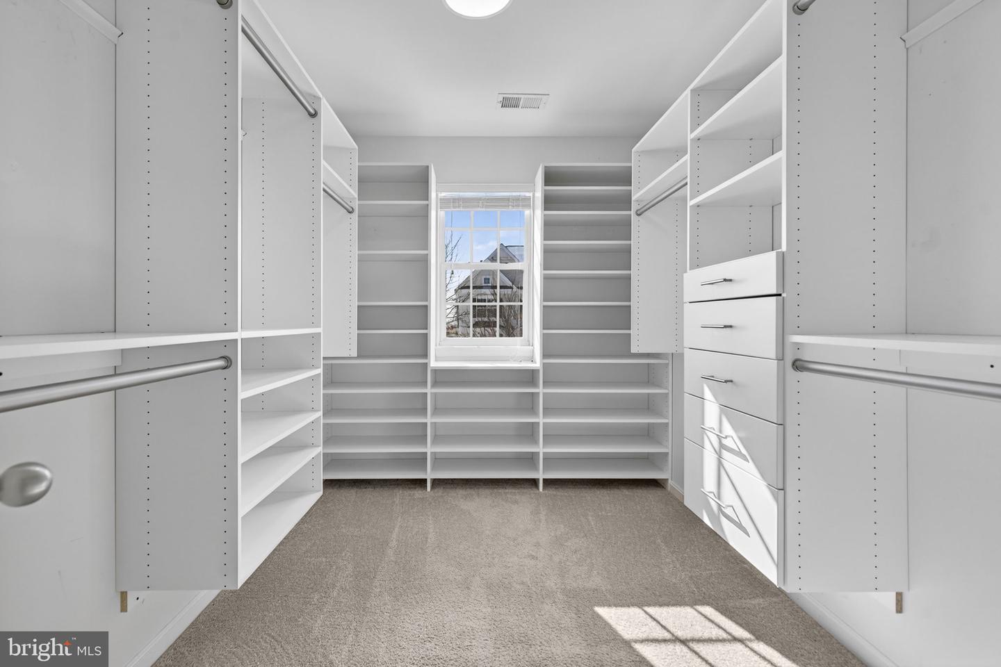 43132 BUTTERFLY WAY, LEESBURG, Virginia 20176, 5 Bedrooms Bedrooms, ,3 BathroomsBathrooms,Residential,For sale,43132 BUTTERFLY WAY,VALO2115292 MLS # VALO2115292