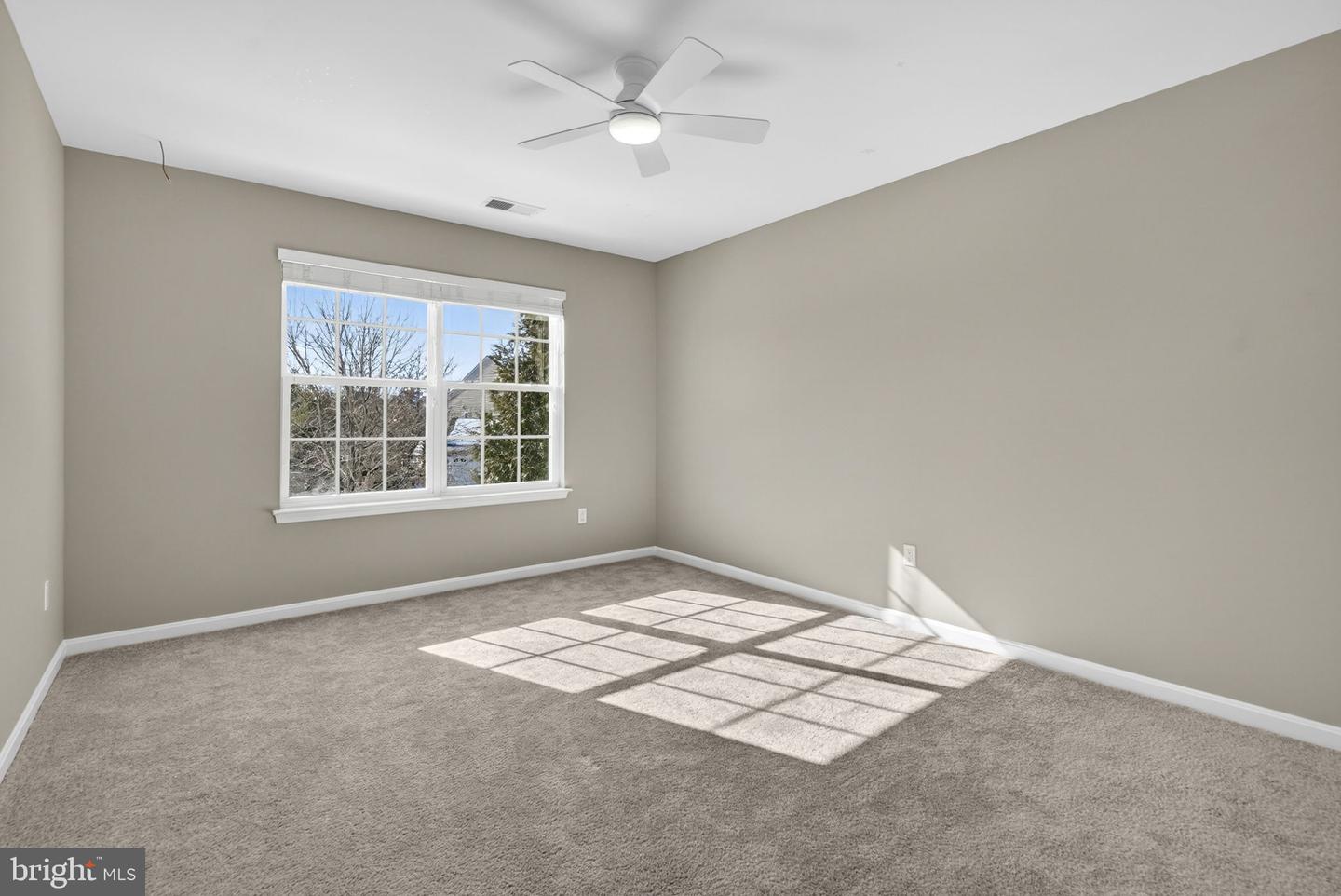 43132 BUTTERFLY WAY, LEESBURG, Virginia 20176, 5 Bedrooms Bedrooms, ,3 BathroomsBathrooms,Residential,For sale,43132 BUTTERFLY WAY,VALO2115292 MLS # VALO2115292