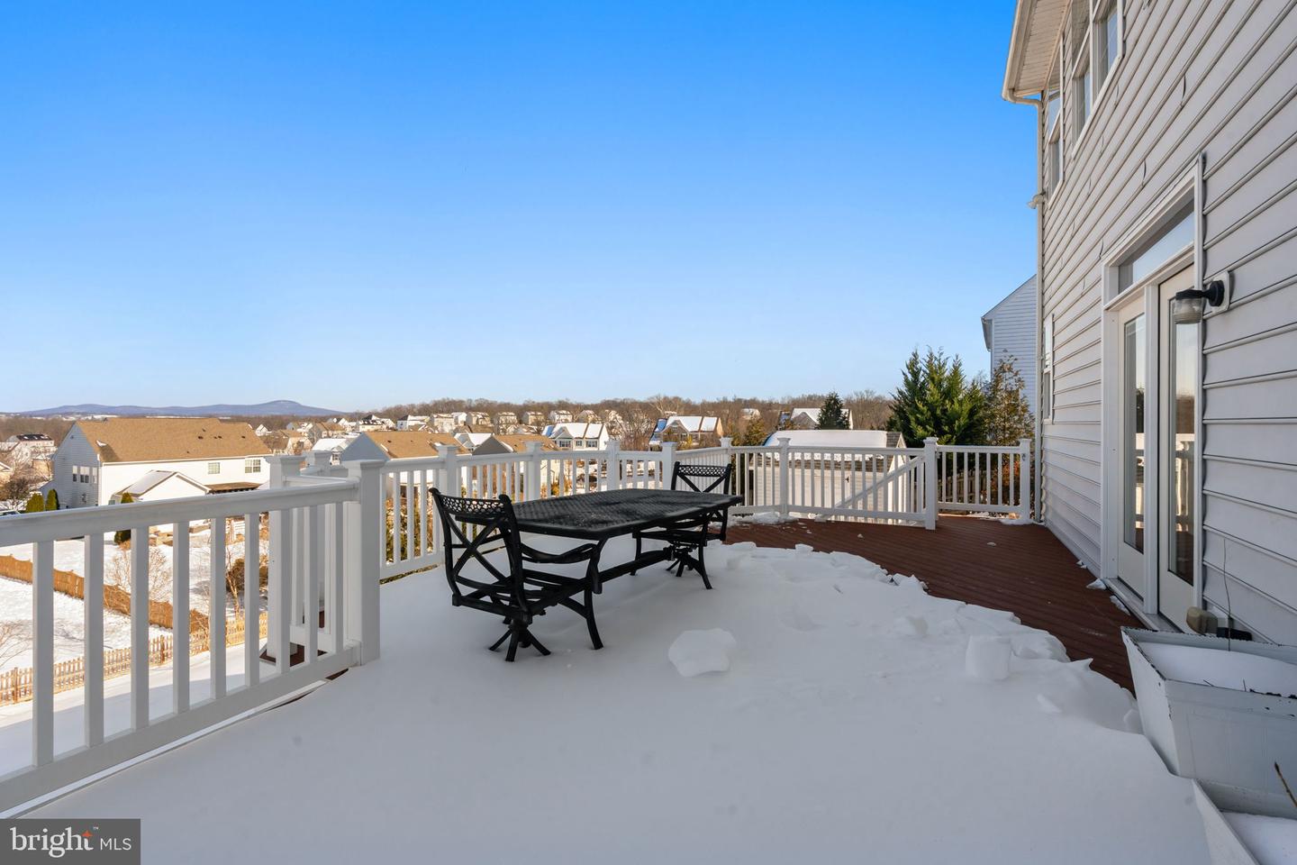 43132 BUTTERFLY WAY, LEESBURG, Virginia 20176, 5 Bedrooms Bedrooms, ,3 BathroomsBathrooms,Residential,For sale,43132 BUTTERFLY WAY,VALO2115292 MLS # VALO2115292