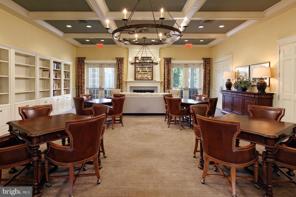 7911 BURBANK AVE, FREDERICKSBURG, Virginia 22407, 2 Bedrooms Bedrooms, 10 Rooms Rooms,2 BathroomsBathrooms,Residential,For sale,7911 BURBANK AVE,VASP2039090 MLS # VASP2039090