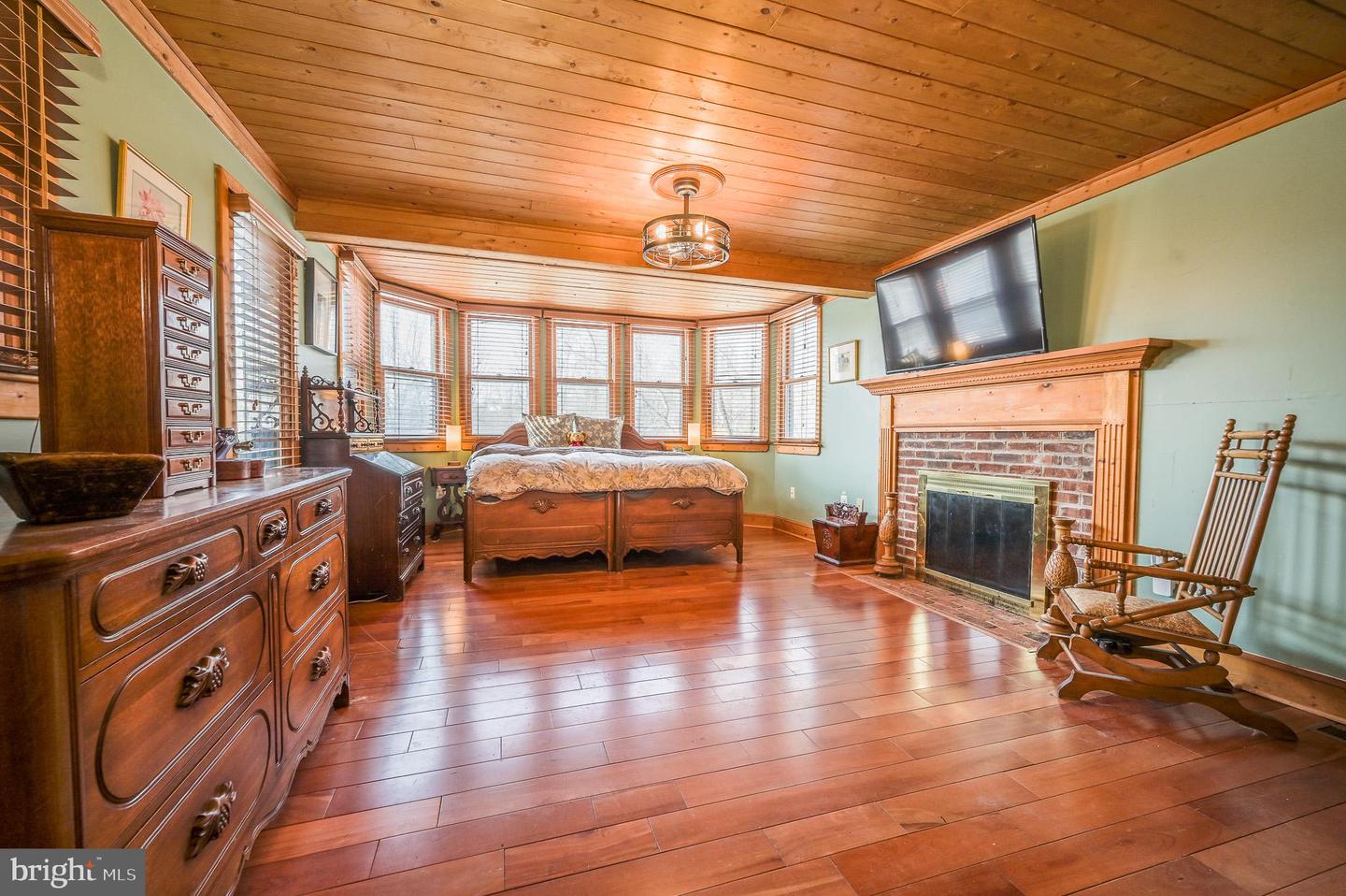 12612 IZAAK WALTON DR, BRISTOW, Virginia 20136, 3 Bedrooms Bedrooms, ,3 BathroomsBathrooms,Residential,For sale,12612 IZAAK WALTON DR,VAPW2111968 MLS # VAPW2111968