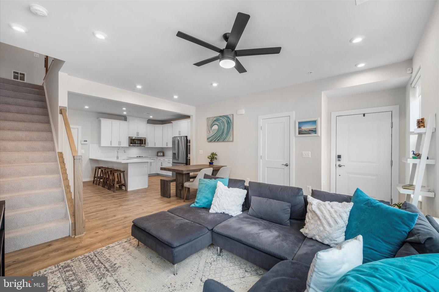 44481 WOLFHOUND SQ, ASHBURN, Virginia 20147, 3 Bedrooms Bedrooms, ,2 BathroomsBathrooms,Residential,For sale,44481 WOLFHOUND SQ,VALO2115346 MLS # VALO2115346