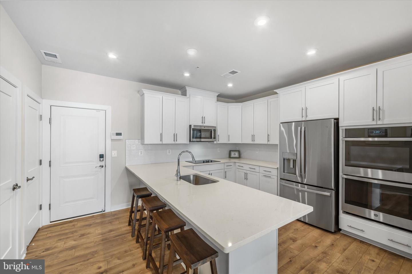 44481 WOLFHOUND SQ, ASHBURN, Virginia 20147, 3 Bedrooms Bedrooms, ,2 BathroomsBathrooms,Residential,For sale,44481 WOLFHOUND SQ,VALO2115346 MLS # VALO2115346