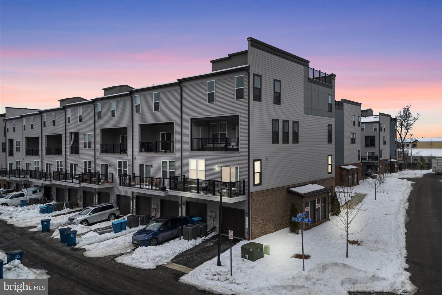 44481 WOLFHOUND SQ, ASHBURN, Virginia 20147, 3 Bedrooms Bedrooms, ,2 BathroomsBathrooms,Residential,For sale,44481 WOLFHOUND SQ,VALO2115346 MLS # VALO2115346