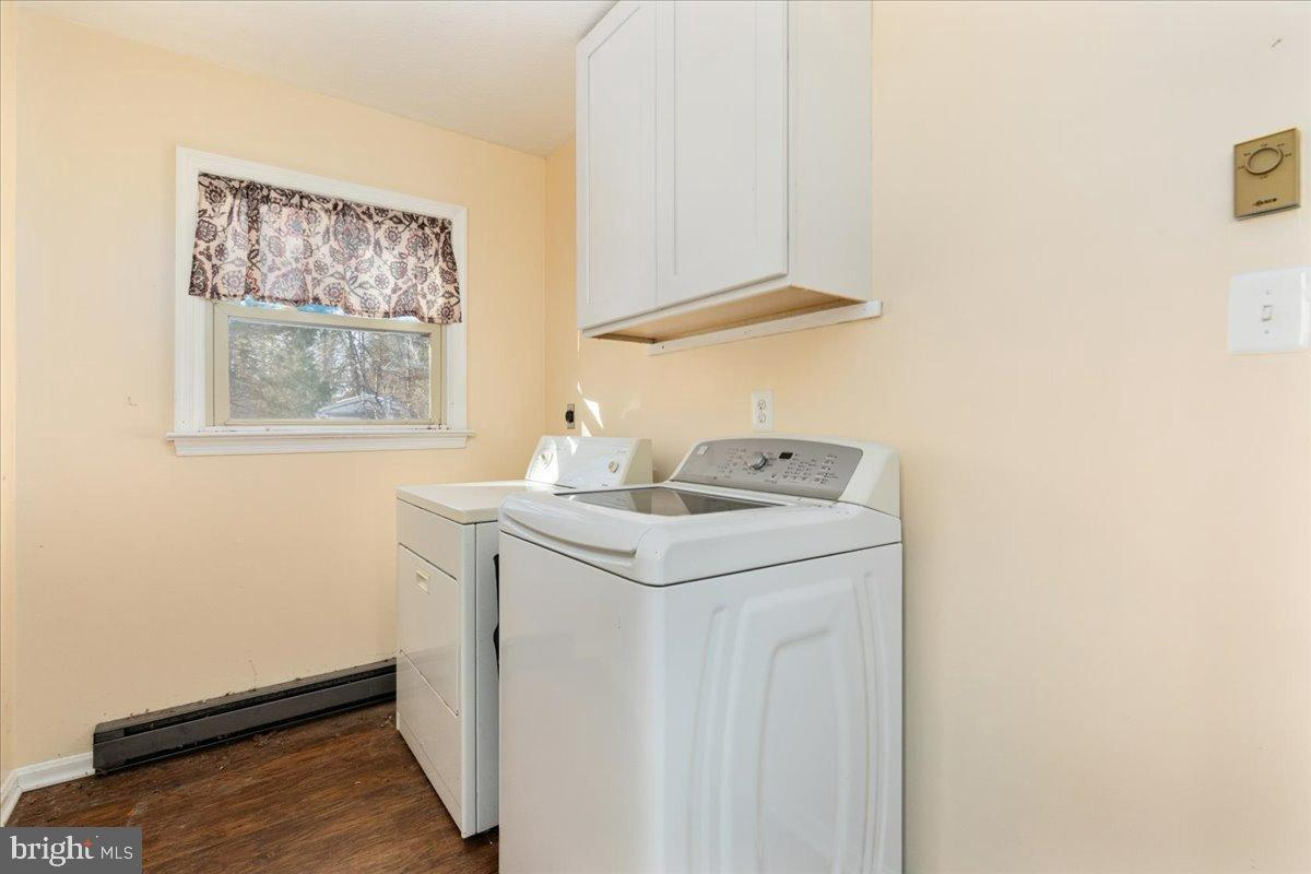 10090 TYLER LN, MIDLAND, Virginia 22728, 3 Bedrooms Bedrooms, 7 Rooms Rooms,1 BathroomBathrooms,Residential,For sale,10090 TYLER LN,VAFQ2020450 MLS # VAFQ2020450