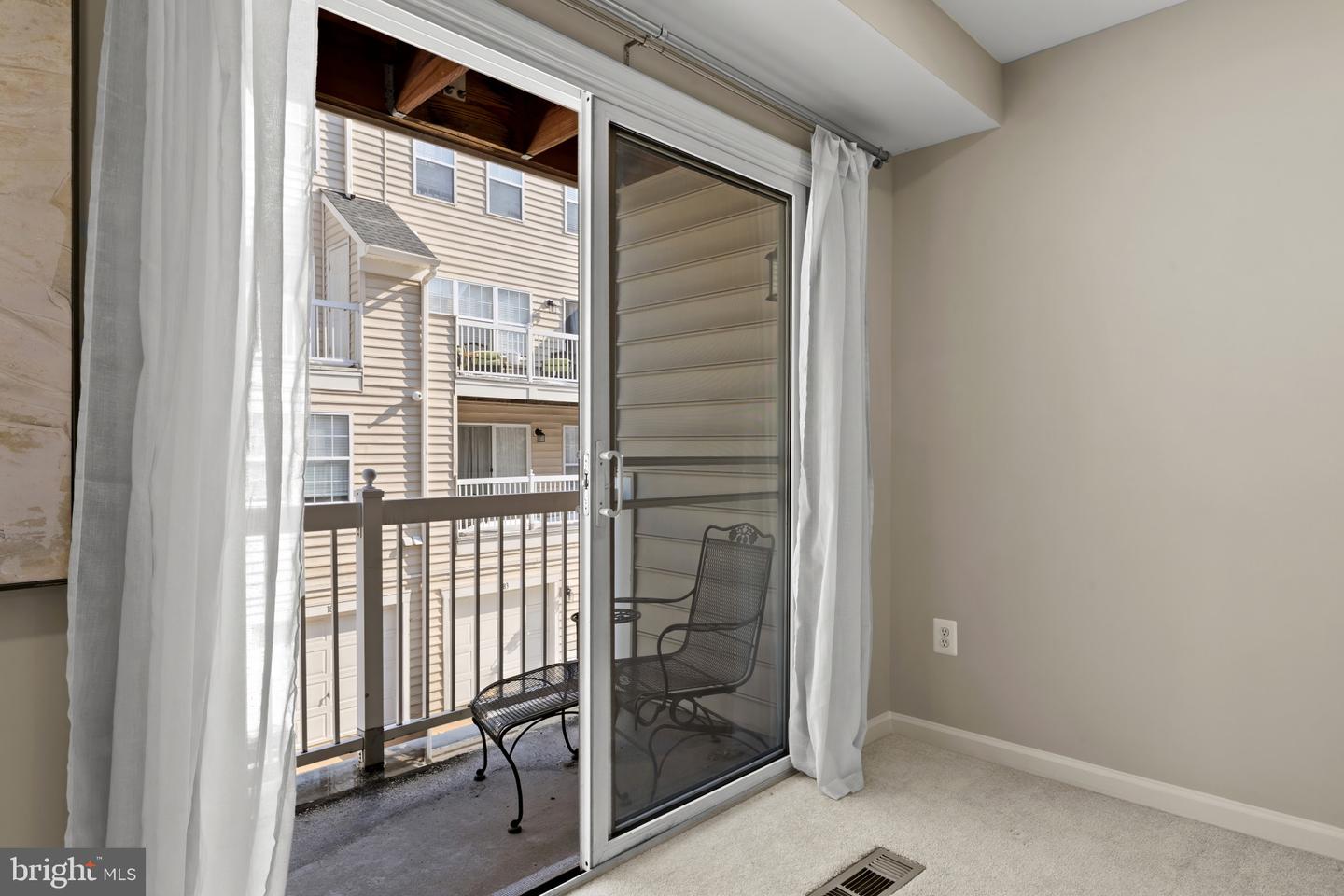 5105 DONOVAN DR, ALEXANDRIA, Virginia 22304, 2 Bedrooms Bedrooms, ,2 BathroomsBathrooms,Residential,For sale,5105 DONOVAN DR,VAAX2053894 MLS # VAAX2053894 5105 DONOVAN DR, ALEXANDRIA, Virginia 22304, 2 Bedrooms Bedrooms, ,2 BathroomsBathrooms,Residential,For sale,5105 DONOVAN DR,VAAX2053894 MLS # VAAX2053894