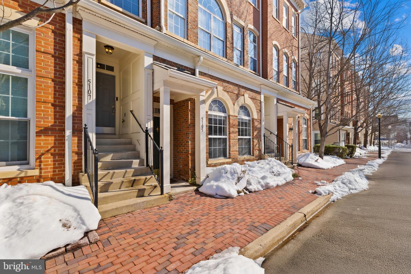 5105 DONOVAN DR, ALEXANDRIA, Virginia 22304, 2 Bedrooms Bedrooms, ,2 BathroomsBathrooms,Residential,For sale,5105 DONOVAN DR,VAAX2053894 MLS # VAAX2053894 5105 DONOVAN DR, ALEXANDRIA, Virginia 22304, 2 Bedrooms Bedrooms, ,2 BathroomsBathrooms,Residential,For sale,5105 DONOVAN DR,VAAX2053894 MLS # VAAX2053894