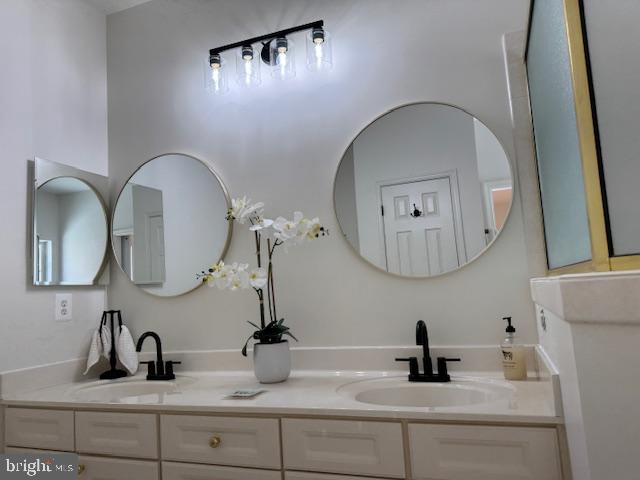 158 N VIEW CIR, WARRENTON, Virginia 20186, 4 Bedrooms Bedrooms, ,3 BathroomsBathrooms,Residential,For sale,158 N VIEW CIR,VAFQ2020460 MLS # VAFQ2020460