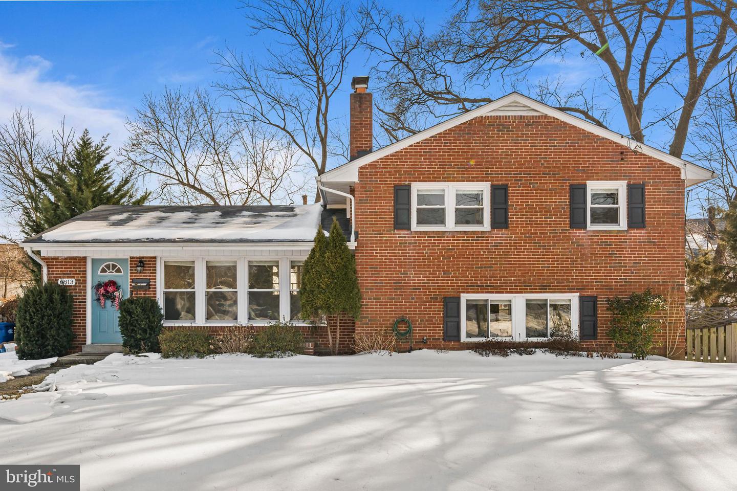 6813 DERRELL CT, ALEXANDRIA, Virginia 22307, 3 Bedrooms Bedrooms, 8 Rooms Rooms,3 BathroomsBathrooms,Residential,For sale,6813 DERRELL CT,VAFX2289498 MLS # VAFX2289498