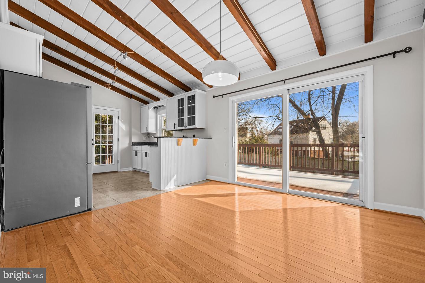 6813 DERRELL CT, ALEXANDRIA, Virginia 22307, 3 Bedrooms Bedrooms, 8 Rooms Rooms,3 BathroomsBathrooms,Residential,For sale,6813 DERRELL CT,VAFX2289498 MLS # VAFX2289498