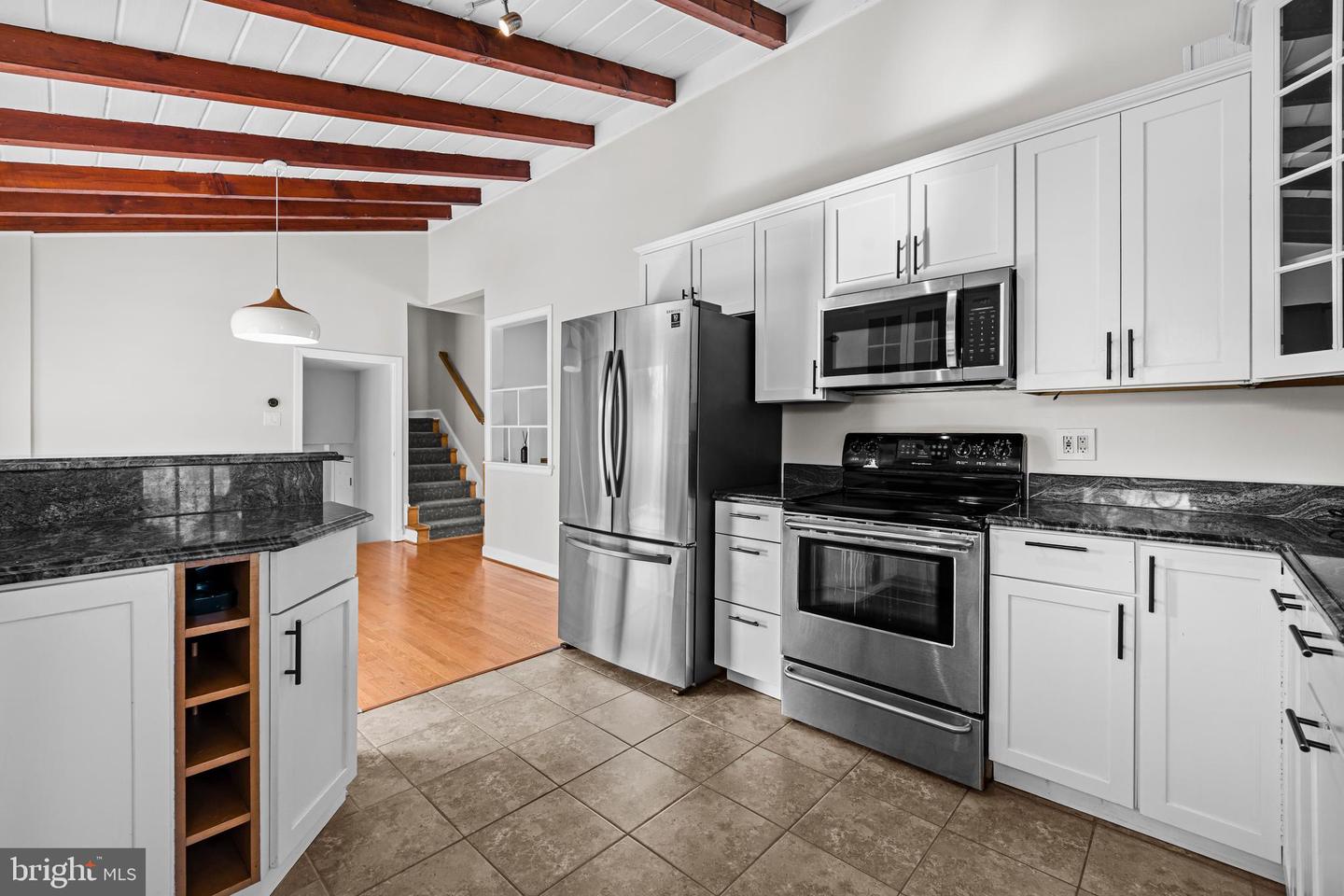 6813 DERRELL CT, ALEXANDRIA, Virginia 22307, 3 Bedrooms Bedrooms, 8 Rooms Rooms,3 BathroomsBathrooms,Residential,For sale,6813 DERRELL CT,VAFX2289498 MLS # VAFX2289498