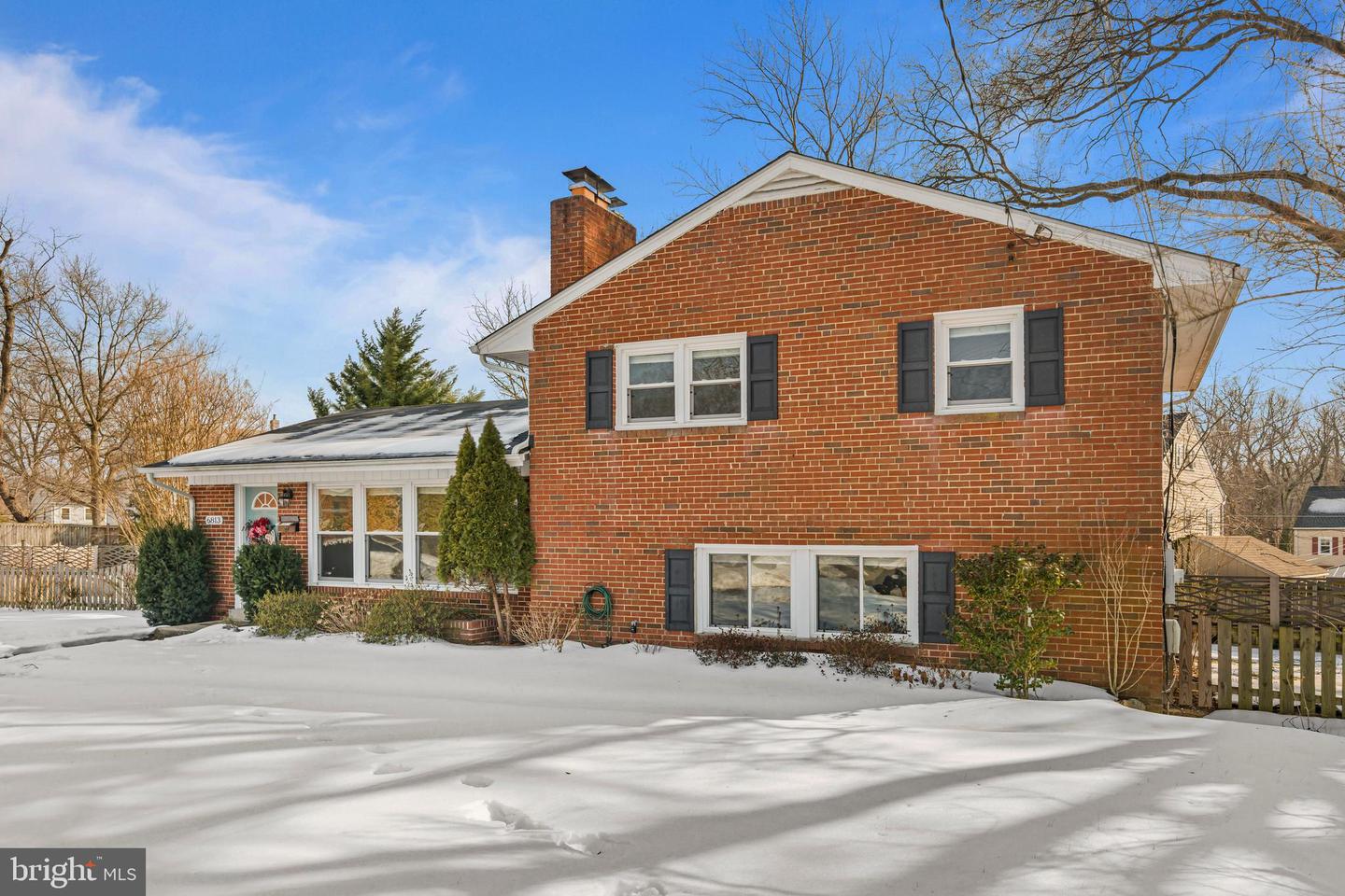 6813 DERRELL CT, ALEXANDRIA, Virginia 22307, 3 Bedrooms Bedrooms, 8 Rooms Rooms,3 BathroomsBathrooms,Residential,For sale,6813 DERRELL CT,VAFX2289498 MLS # VAFX2289498