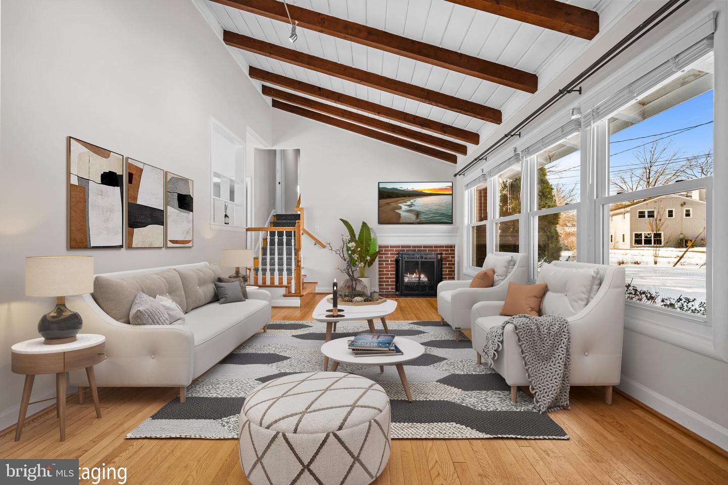 6813 DERRELL CT, ALEXANDRIA, Virginia 22307, 3 Bedrooms Bedrooms, 8 Rooms Rooms,3 BathroomsBathrooms,Residential,For sale,6813 DERRELL CT,VAFX2289498 MLS # VAFX2289498