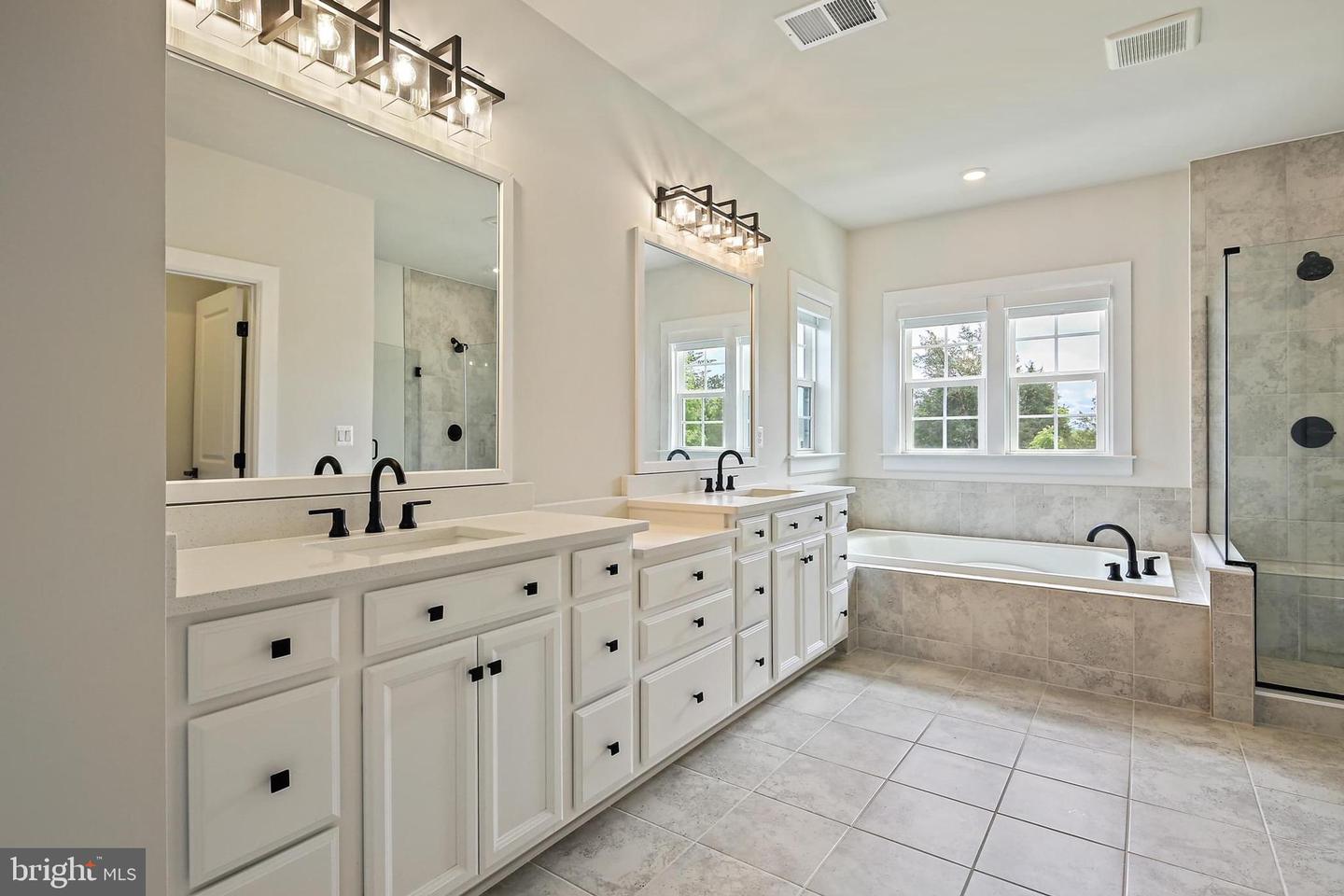 15553 CLOVERLAND LN, HAYMARKET, Virginia 20169, 5 Bedrooms Bedrooms, ,4 BathroomsBathrooms,Residential,For sale,15553 CLOVERLAND LN,VAPW2112030 MLS # VAPW2112030