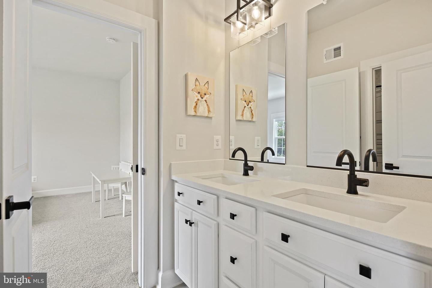 15553 CLOVERLAND LN, HAYMARKET, Virginia 20169, 5 Bedrooms Bedrooms, ,4 BathroomsBathrooms,Residential,For sale,15553 CLOVERLAND LN,VAPW2112030 MLS # VAPW2112030