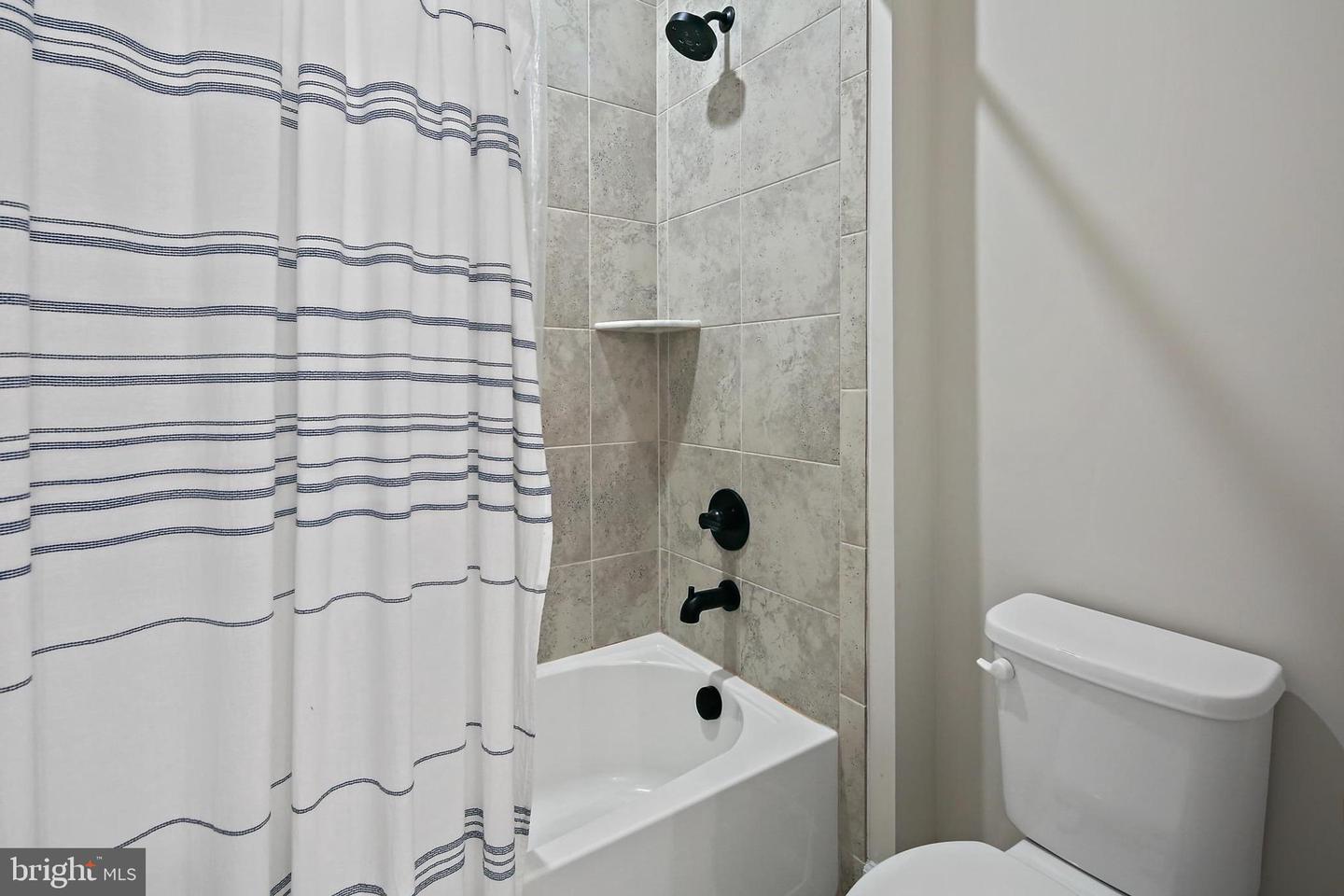 15553 CLOVERLAND LN, HAYMARKET, Virginia 20169, 5 Bedrooms Bedrooms, ,4 BathroomsBathrooms,Residential,For sale,15553 CLOVERLAND LN,VAPW2112030 MLS # VAPW2112030