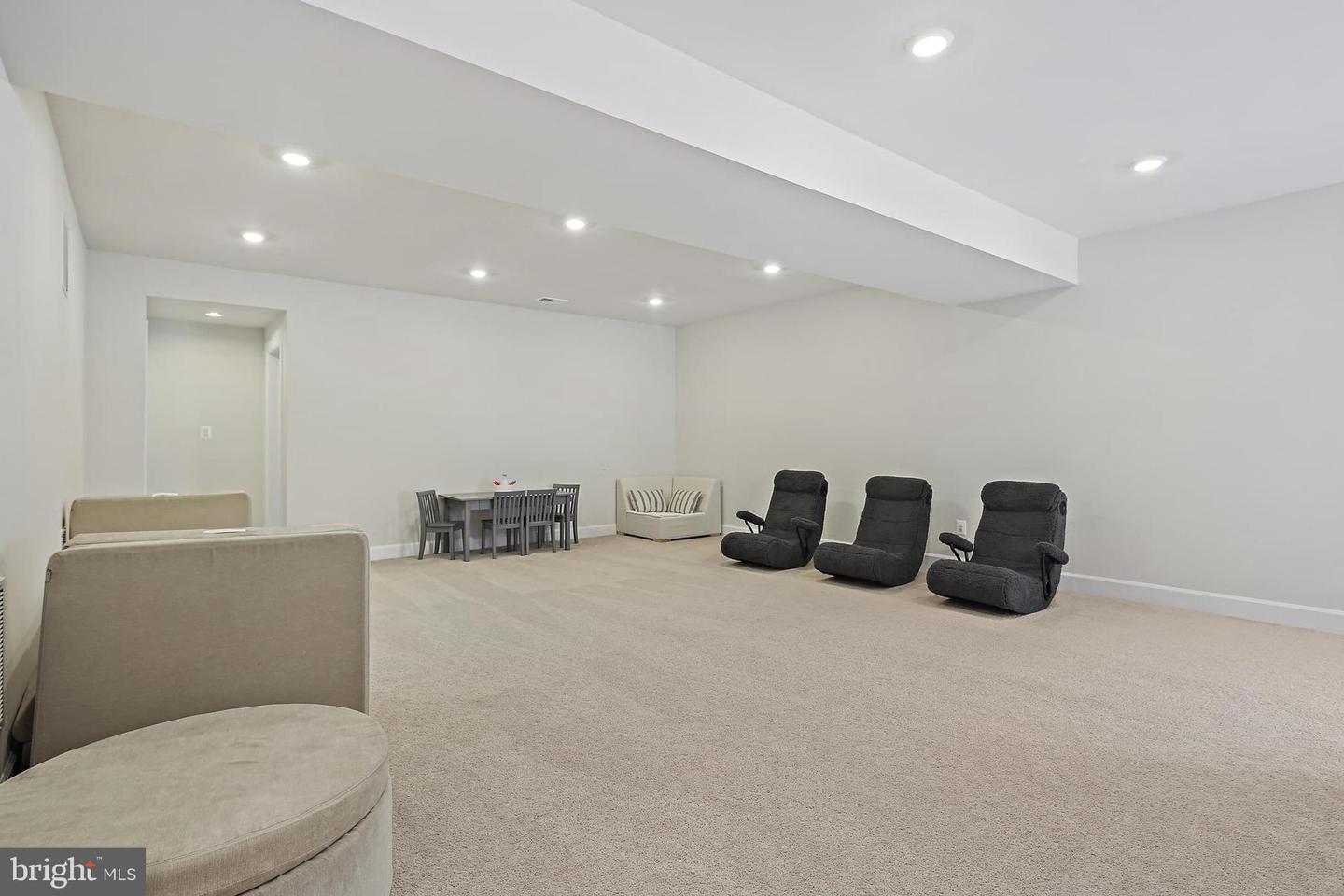 15553 CLOVERLAND LN, HAYMARKET, Virginia 20169, 5 Bedrooms Bedrooms, ,4 BathroomsBathrooms,Residential,For sale,15553 CLOVERLAND LN,VAPW2112030 MLS # VAPW2112030