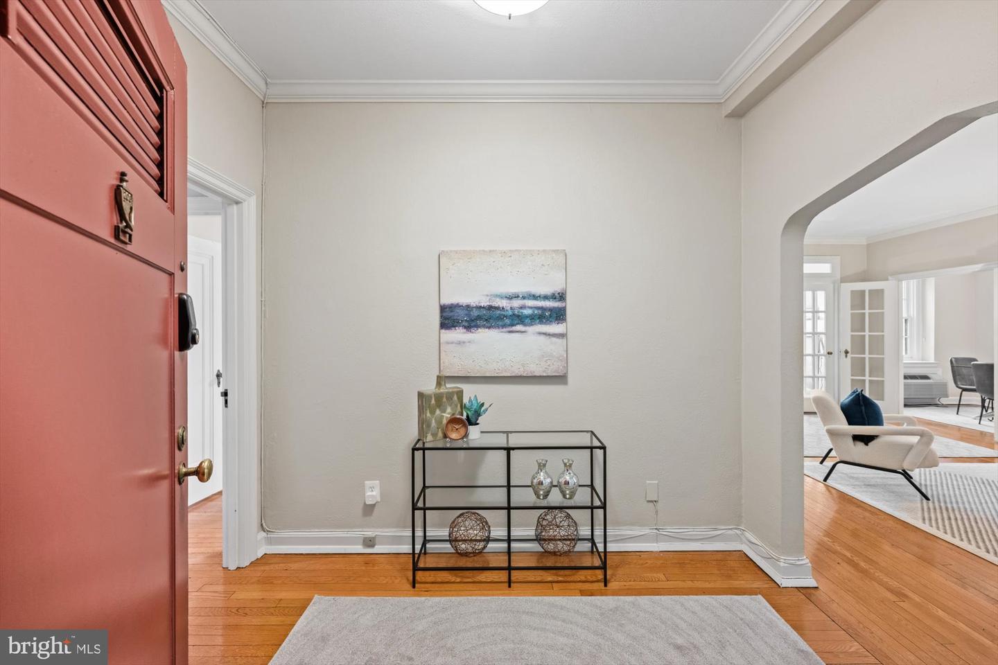 4700 CONNECTICUT AVE NW #206, WASHINGTON, District Of Columbia 20008, 2 Bedrooms Bedrooms, 5 Rooms Rooms,1 BathroomBathrooms,Residential,For sale,4700 CONNECTICUT AVE NW #206,DCDC2245064 MLS # DCDC2245064