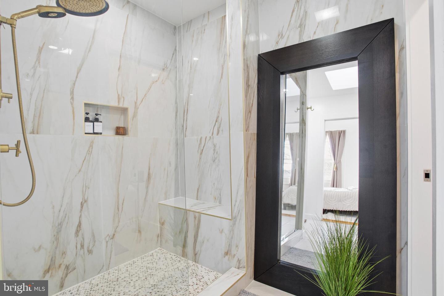 4903 9TH ST NW, WASHINGTON, District Of Columbia 20011, 3 Bedrooms Bedrooms, 7 Rooms Rooms,3 BathroomsBathrooms,Residential,For sale,4903 9TH ST NW,DCDC2245088 MLS # DCDC2245088