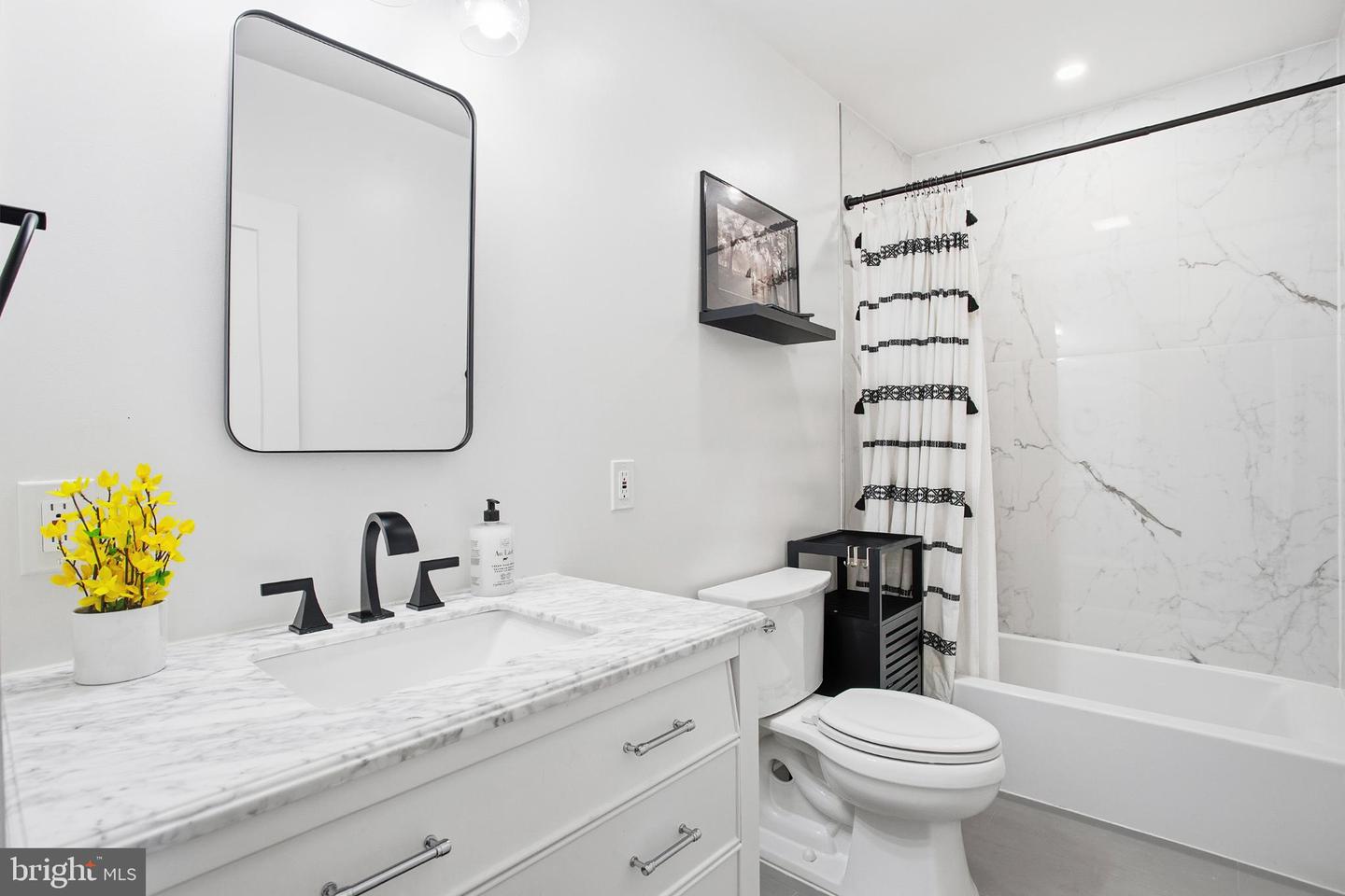 4903 9TH ST NW, WASHINGTON, District Of Columbia 20011, 3 Bedrooms Bedrooms, 7 Rooms Rooms,3 BathroomsBathrooms,Residential,For sale,4903 9TH ST NW,DCDC2245088 MLS # DCDC2245088