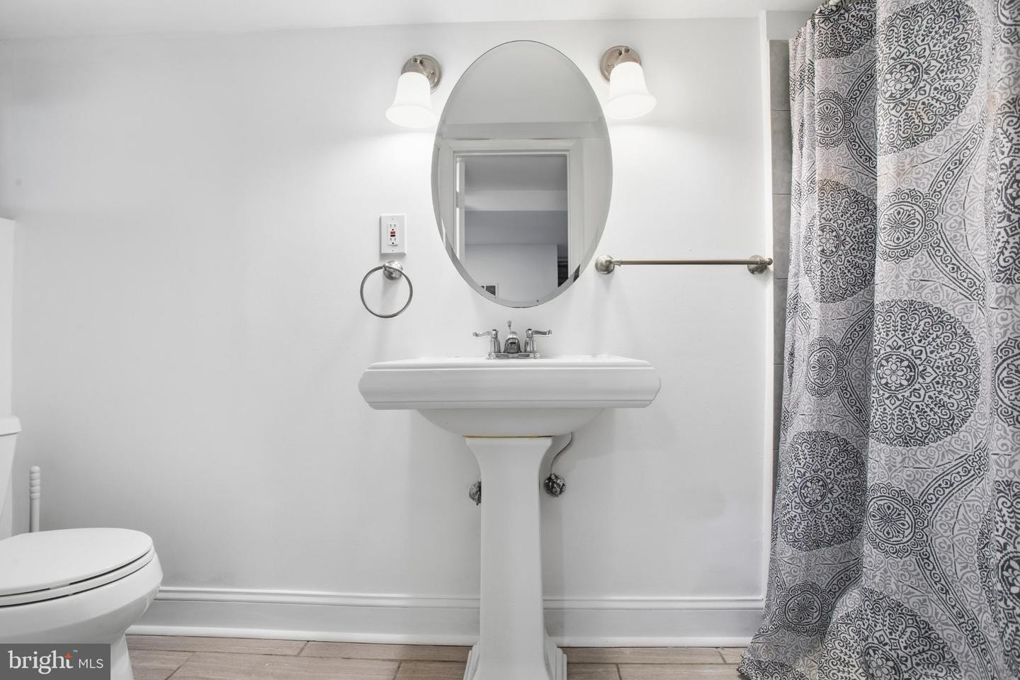 4903 9TH ST NW, WASHINGTON, District Of Columbia 20011, 3 Bedrooms Bedrooms, 7 Rooms Rooms,3 BathroomsBathrooms,Residential,For sale,4903 9TH ST NW,DCDC2245088 MLS # DCDC2245088