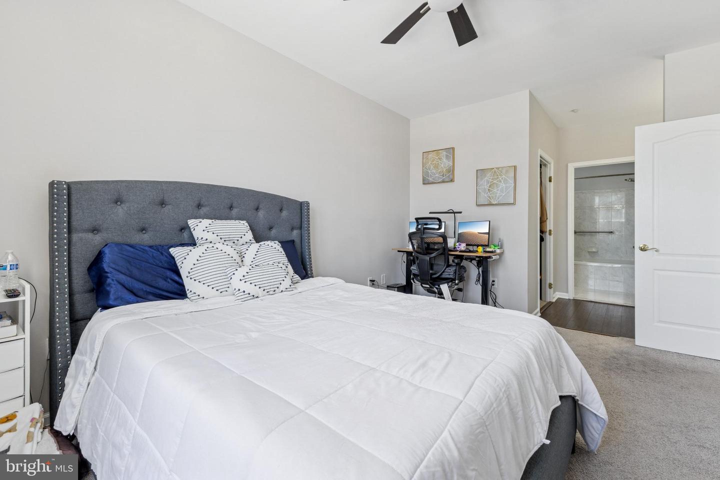 43302 MARYMOUNT TER #203, ASHBURN, Virginia 20147, 2 Bedrooms Bedrooms, 6 Rooms Rooms,2 BathroomsBathrooms,Residential,For sale,43302 MARYMOUNT TER #203,VALO2115422 MLS # VALO2115422