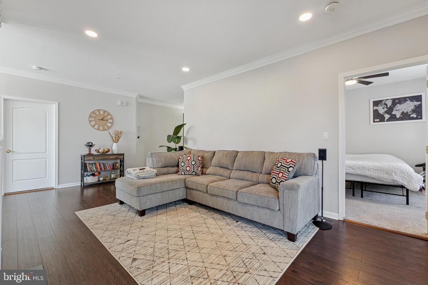 43302 MARYMOUNT TER #203, ASHBURN, Virginia 20147, 2 Bedrooms Bedrooms, 6 Rooms Rooms,2 BathroomsBathrooms,Residential,For sale,43302 MARYMOUNT TER #203,VALO2115422 MLS # VALO2115422