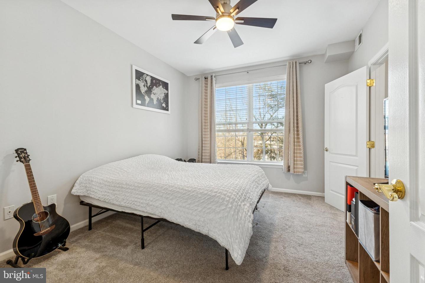 43302 MARYMOUNT TER #203, ASHBURN, Virginia 20147, 2 Bedrooms Bedrooms, 6 Rooms Rooms,2 BathroomsBathrooms,Residential,For sale,43302 MARYMOUNT TER #203,VALO2115422 MLS # VALO2115422