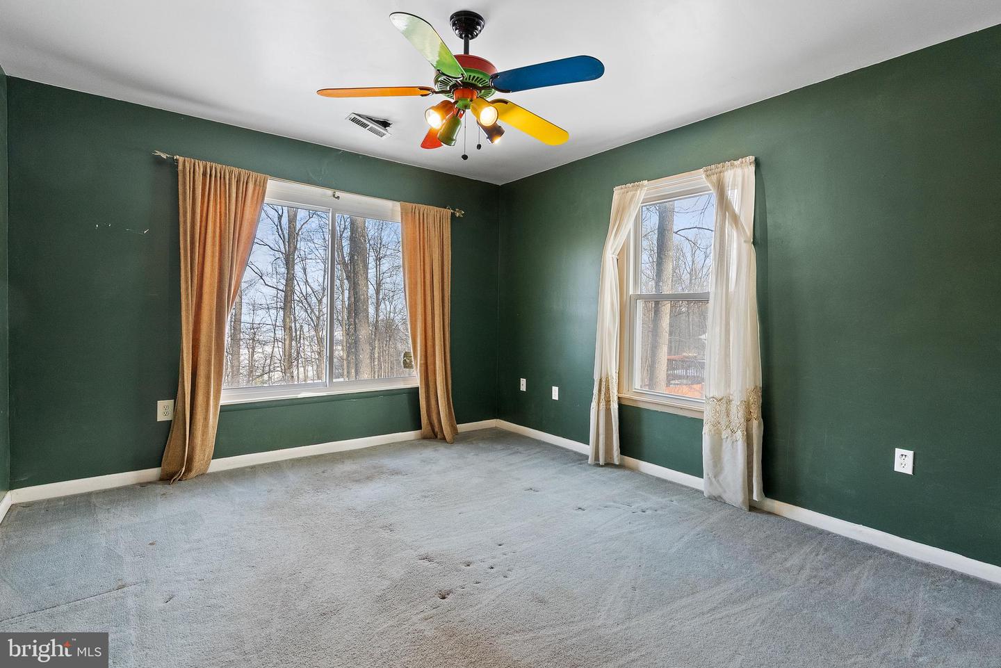 689 ULYSSES WAY, LINDEN, Virginia 22642, 4 Bedrooms Bedrooms, ,2 BathroomsBathrooms,Residential,For sale,689 ULYSSES WAY,VAWR2013342 MLS # VAWR2013342