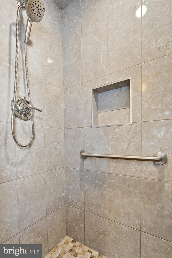 689 ULYSSES WAY, LINDEN, Virginia 22642, 4 Bedrooms Bedrooms, ,2 BathroomsBathrooms,Residential,For sale,689 ULYSSES WAY,VAWR2013342 MLS # VAWR2013342