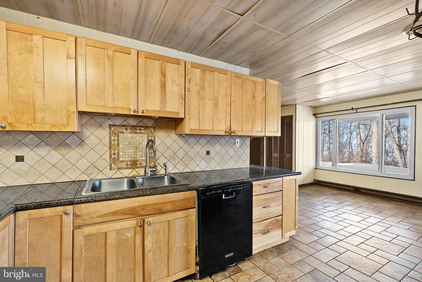 689 ULYSSES WAY, LINDEN, Virginia 22642, 4 Bedrooms Bedrooms, ,2 BathroomsBathrooms,Residential,For sale,689 ULYSSES WAY,VAWR2013342 MLS # VAWR2013342