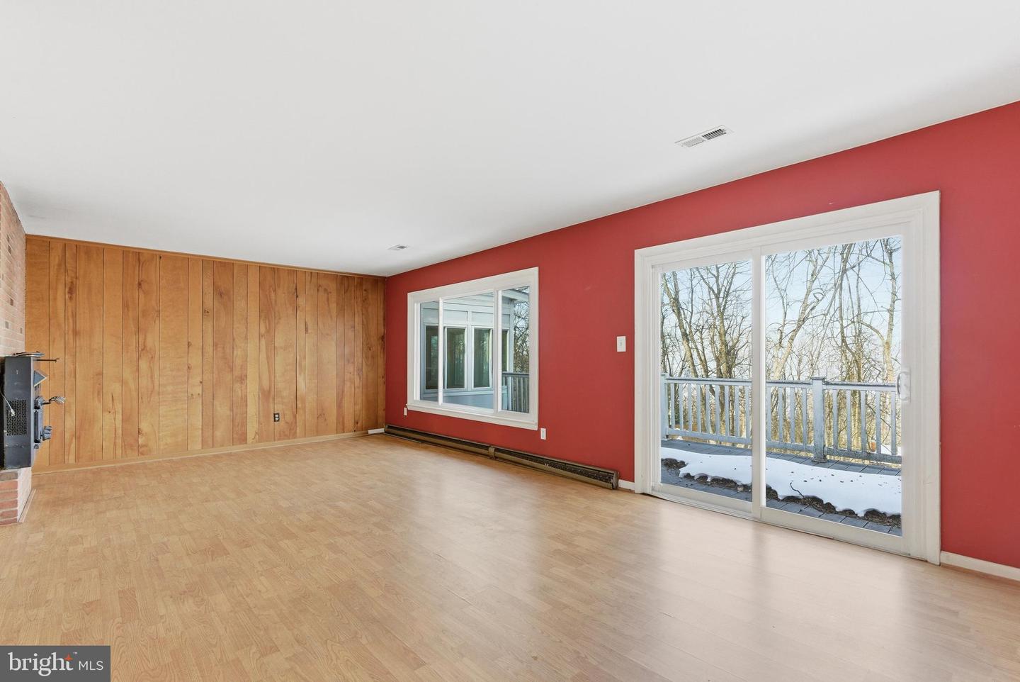 689 ULYSSES WAY, LINDEN, Virginia 22642, 4 Bedrooms Bedrooms, ,2 BathroomsBathrooms,Residential,For sale,689 ULYSSES WAY,VAWR2013342 MLS # VAWR2013342