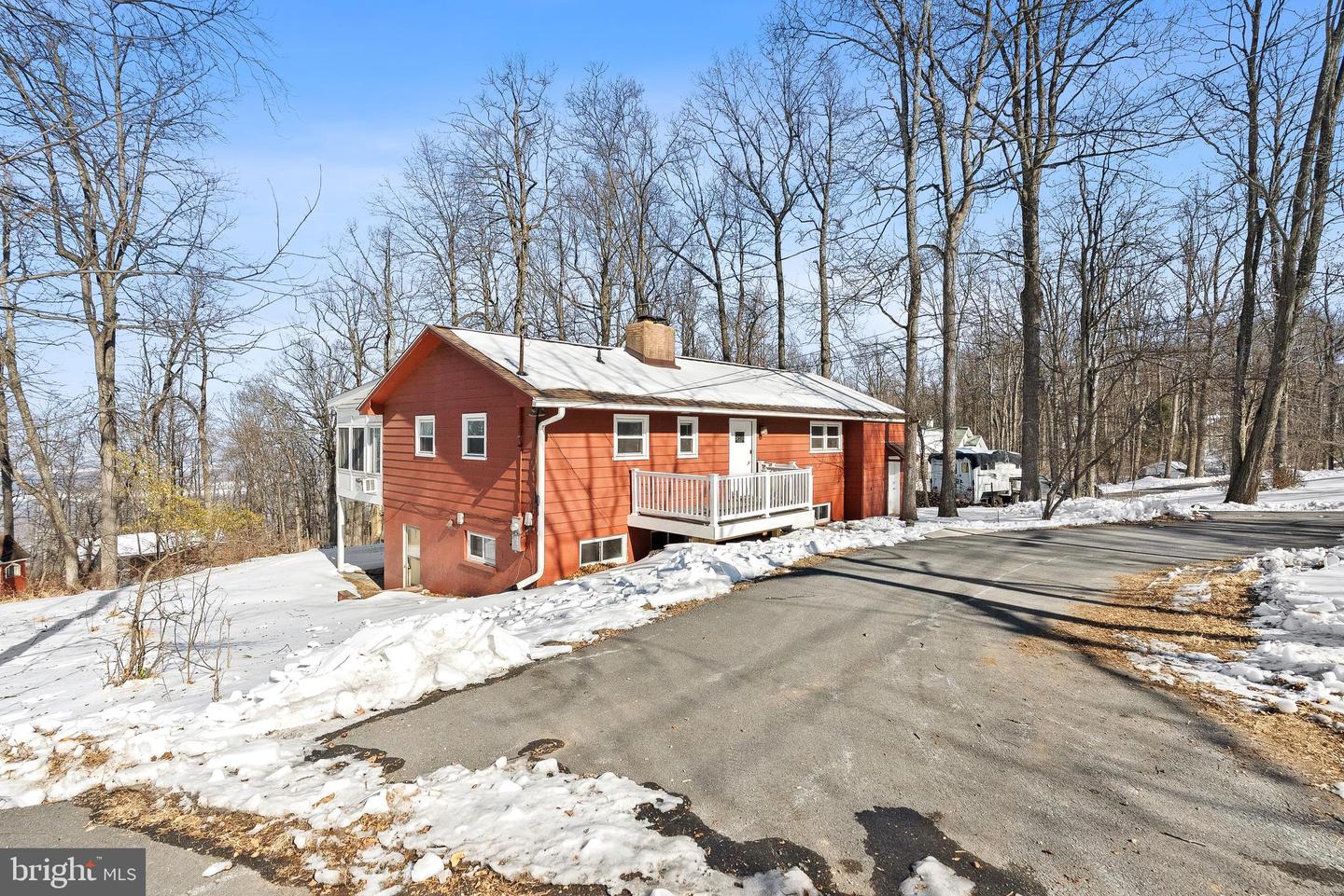 689 ULYSSES WAY, LINDEN, Virginia 22642, 4 Bedrooms Bedrooms, ,2 BathroomsBathrooms,Residential,For sale,689 ULYSSES WAY,VAWR2013342 MLS # VAWR2013342