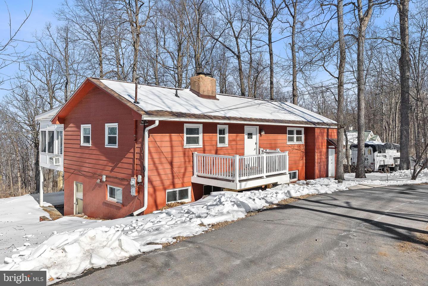 689 ULYSSES WAY, LINDEN, Virginia 22642, 4 Bedrooms Bedrooms, ,2 BathroomsBathrooms,Residential,For sale,689 ULYSSES WAY,VAWR2013342 MLS # VAWR2013342