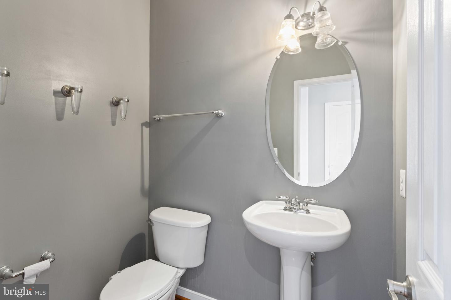 7002 FERGUSON DR, FREDERICKSBURG, Virginia 22407, 5 Bedrooms Bedrooms, ,3 BathroomsBathrooms,Residential,For sale,7002 FERGUSON DR,VASP2039144 MLS # VASP2039144