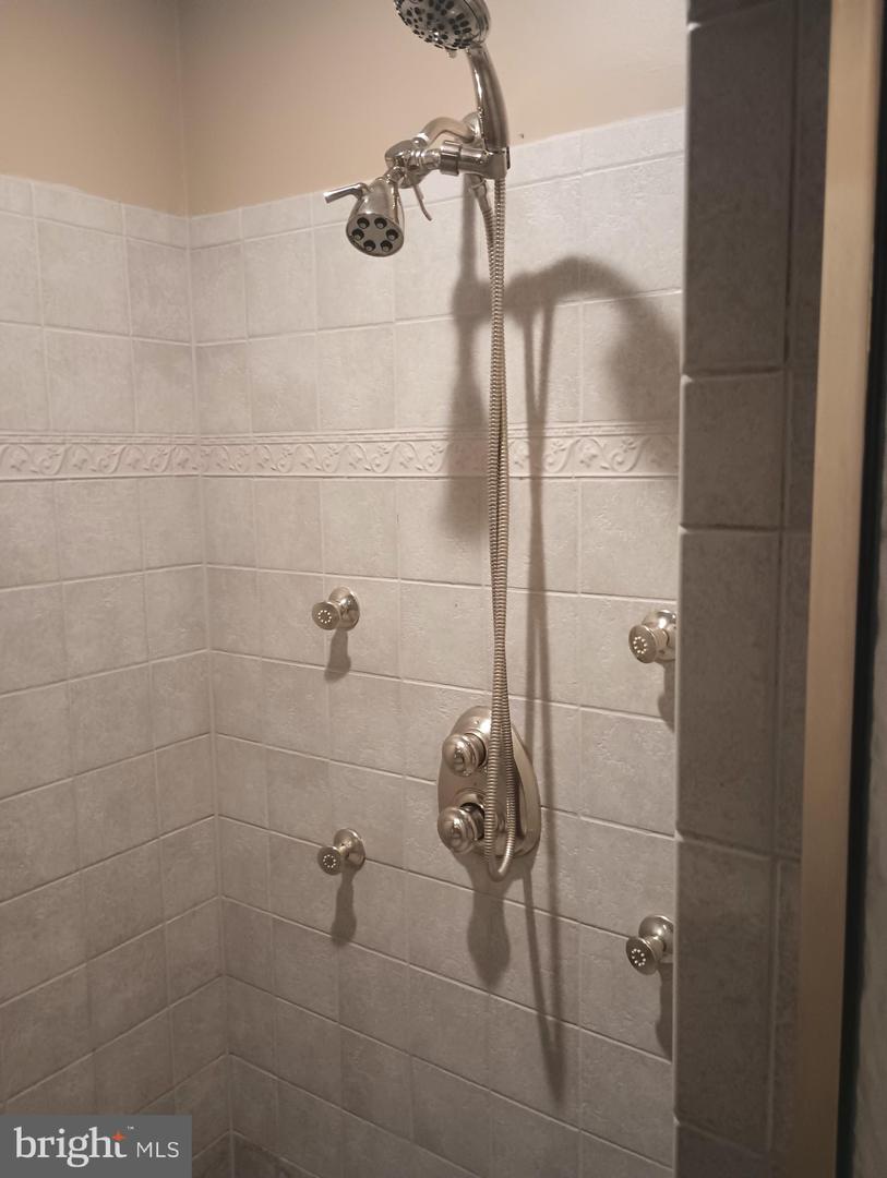 7002 FERGUSON DR, FREDERICKSBURG, Virginia 22407, 5 Bedrooms Bedrooms, ,3 BathroomsBathrooms,Residential,For sale,7002 FERGUSON DR,VASP2039144 MLS # VASP2039144