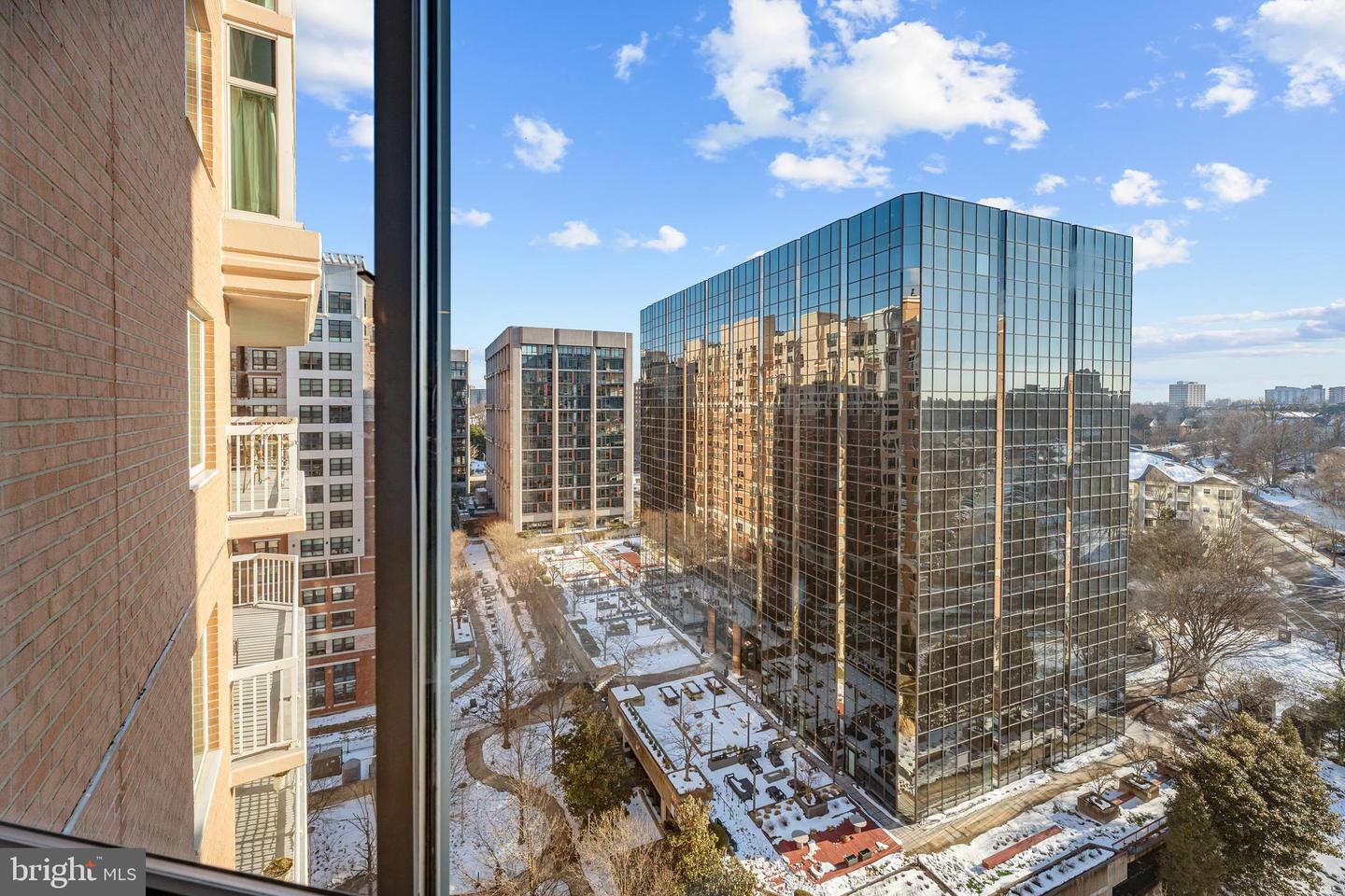 3101 N HAMPTON DR #1319, ALEXANDRIA, Virginia 22302, ,1 BathroomBathrooms,Residential,For sale,3101 N HAMPTON DR #1319,VAAX2053924 MLS # VAAX2053924