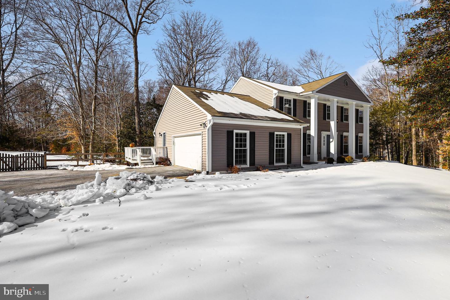 6134 RIVER FOREST DR, MANASSAS, Virginia 20112, 4 Bedrooms Bedrooms, ,3 BathroomsBathrooms,Residential,For sale,6134 RIVER FOREST DR,VAPW2112126 MLS # VAPW2112126 6134 RIVER FOREST DR, MANASSAS, Virginia 20112, 4 Bedrooms Bedrooms, ,3 BathroomsBathrooms,Residential,For sale,6134 RIVER FOREST DR,VAPW2112126 MLS # VAPW2112126