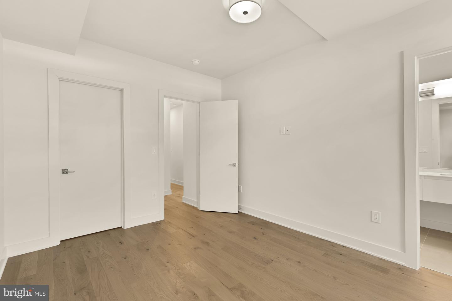 2647 41ST ST NW #1, WASHINGTON, District Of Columbia 20007, 3 Bedrooms Bedrooms, ,2 BathroomsBathrooms,Residential,For sale,2647 41ST ST NW #1,DCDC2245450 MLS # DCDC2245450 2647 41ST ST NW #1, WASHINGTON, District Of Columbia 20007, 3 Bedrooms Bedrooms, ,2 BathroomsBathrooms,Residential,For sale,2647 41ST ST NW #1,DCDC2245450 MLS # DCDC2245450